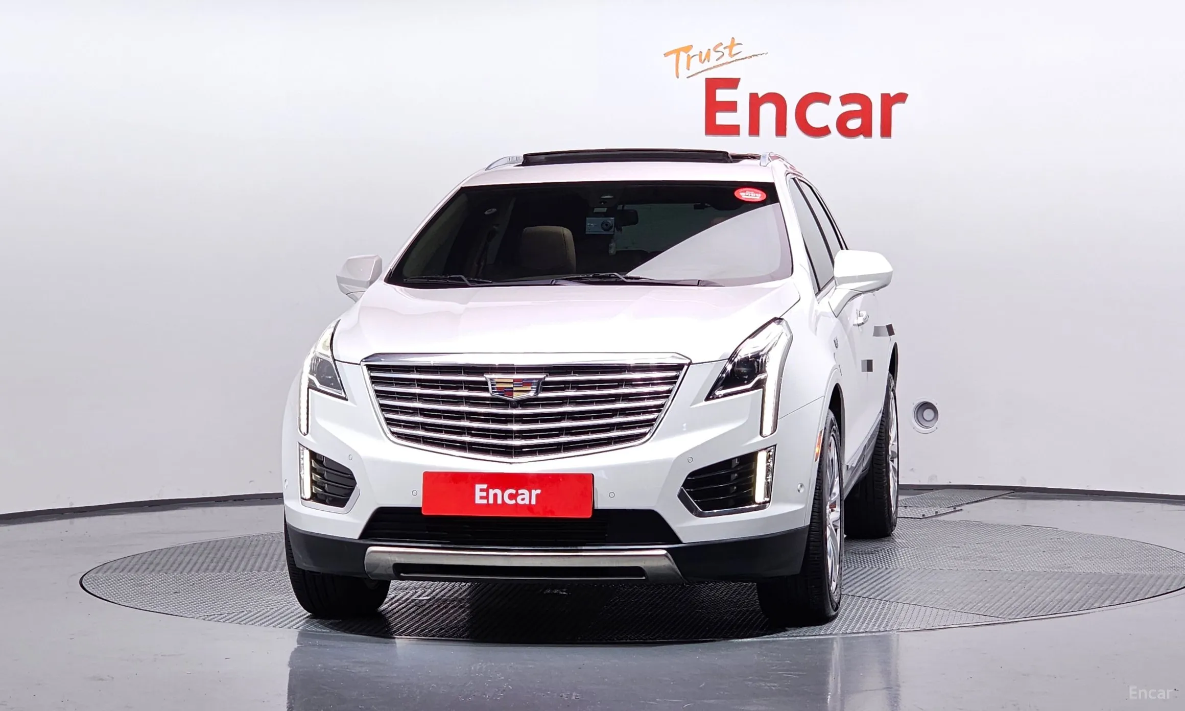 Cadillac XT5 превью 3