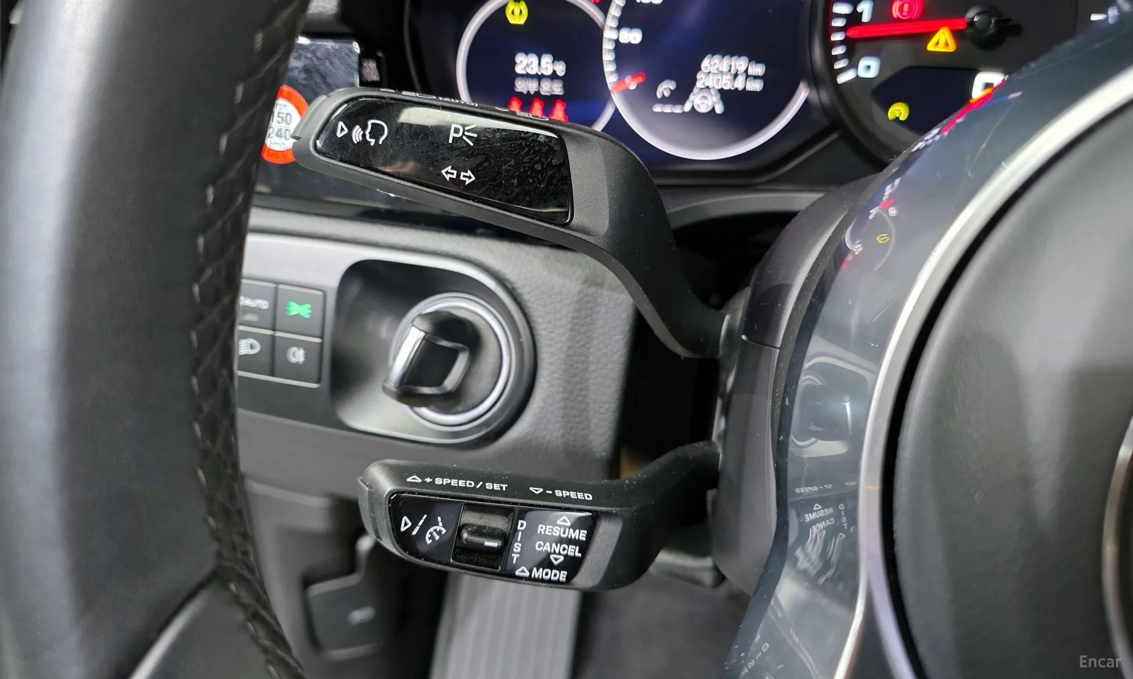 Porsche Cayenne (PO536) превью 17