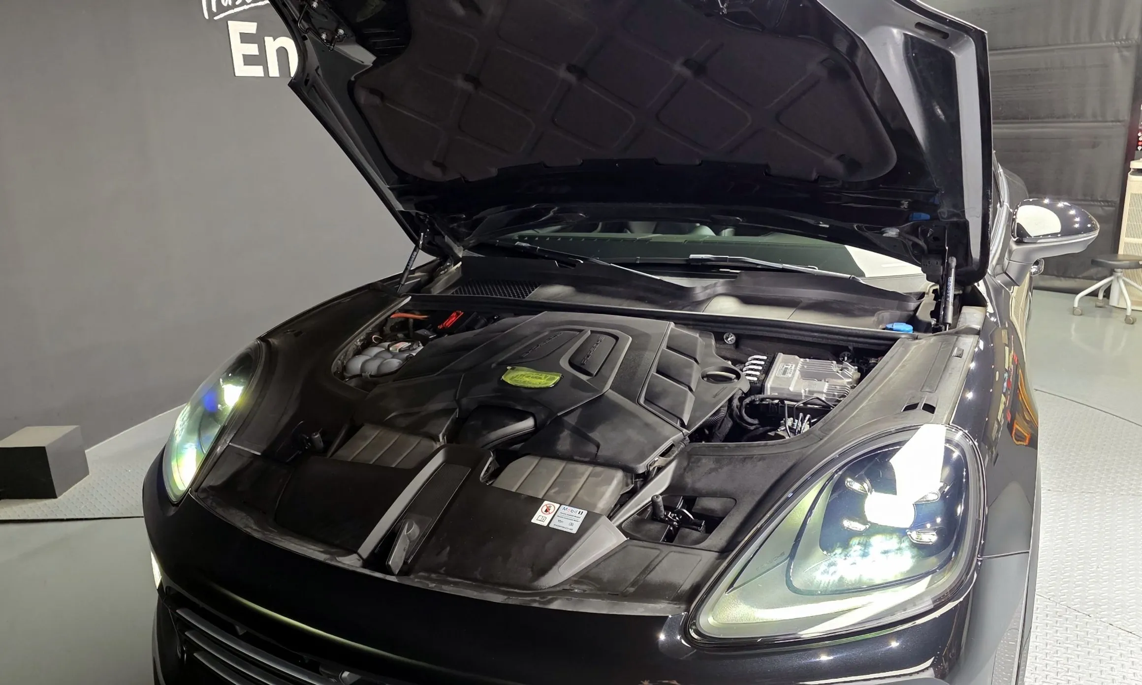 Porsche Cayenne (PO536) превью 6