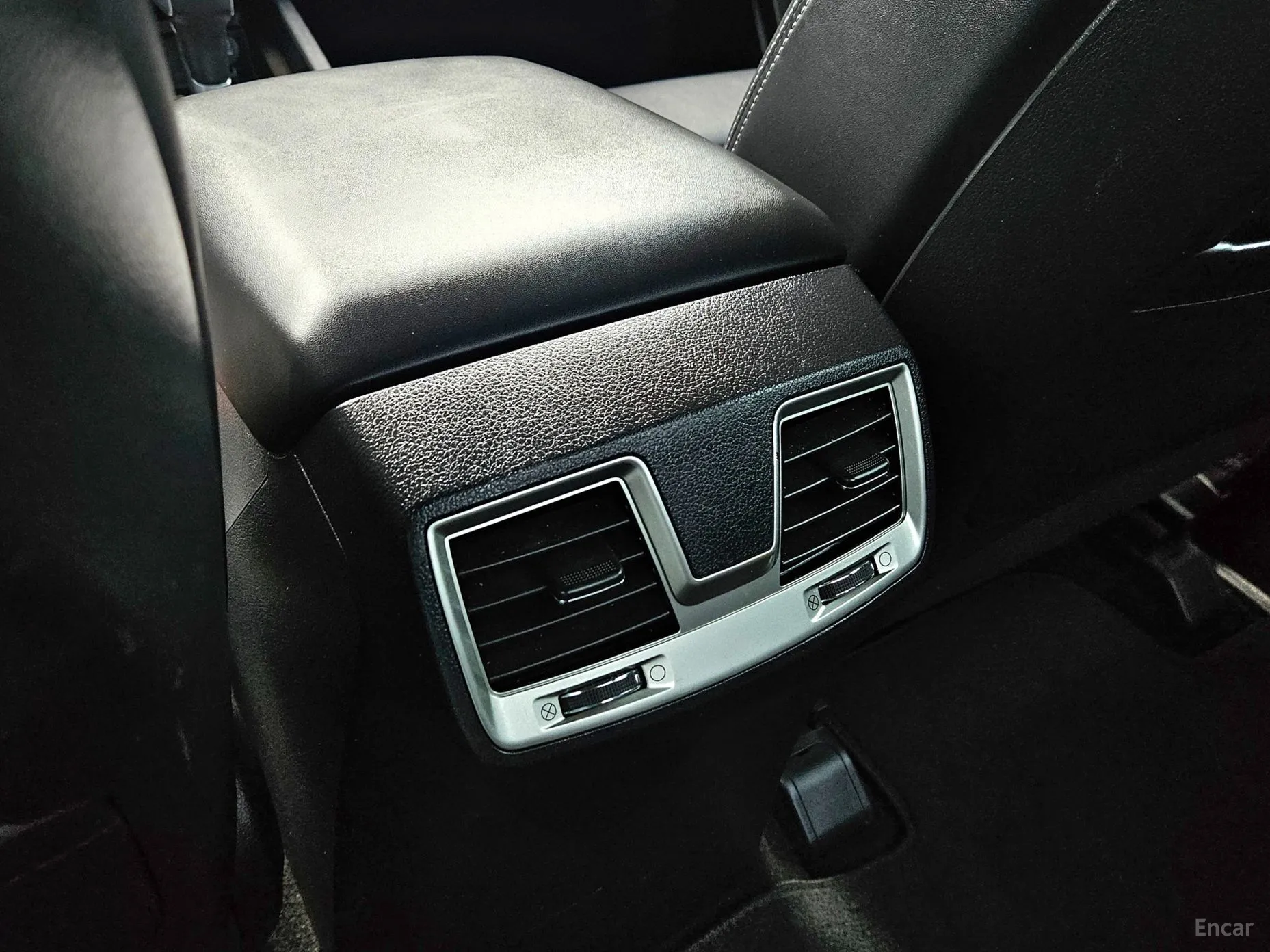 KG Mobility (SsangYong) Rexton Sports Khan превью 19