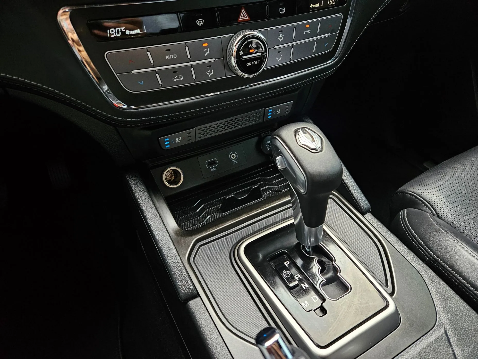KG Mobility (SsangYong) Rexton Sports Khan превью 9