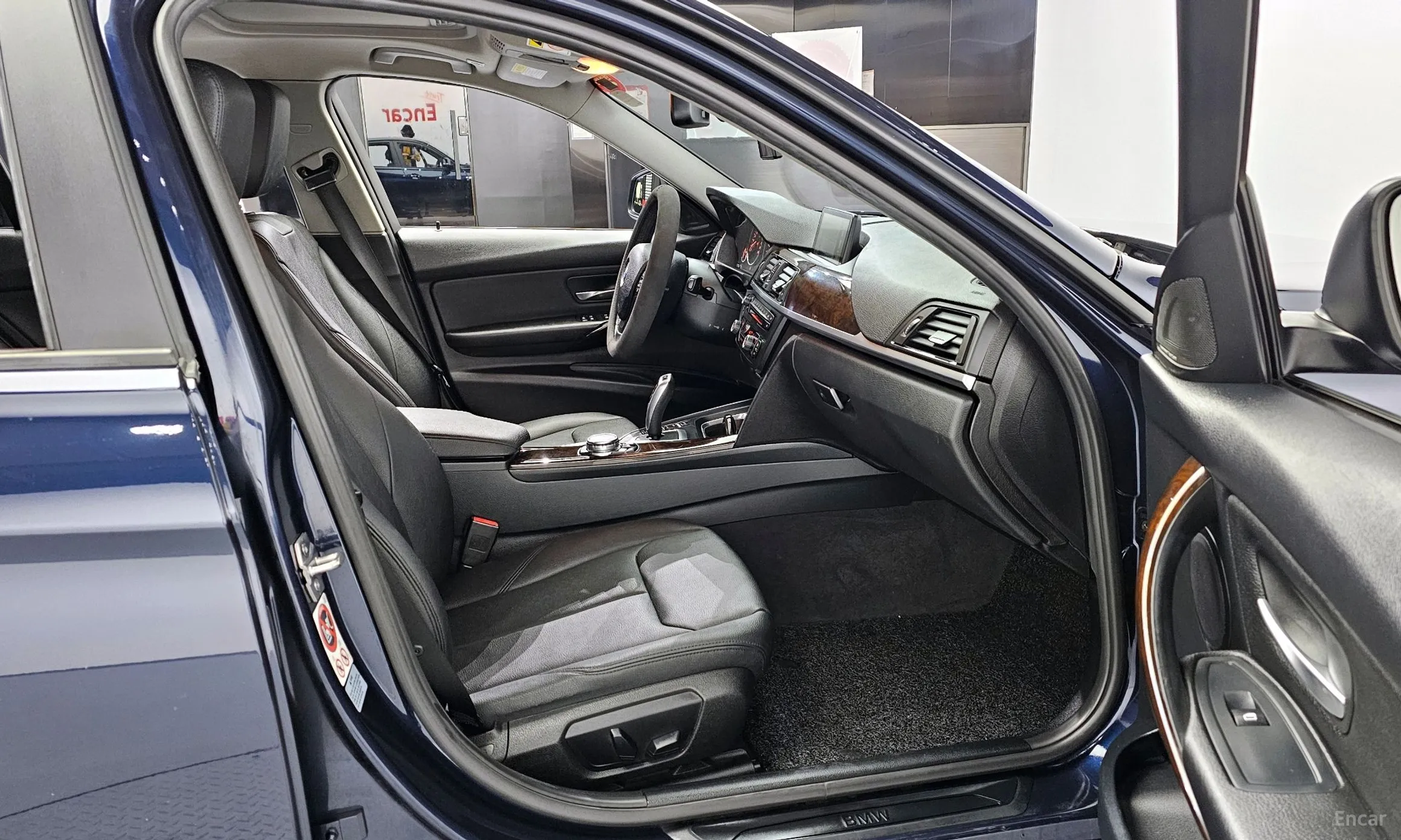BMW 3 Series (F30) превью 10