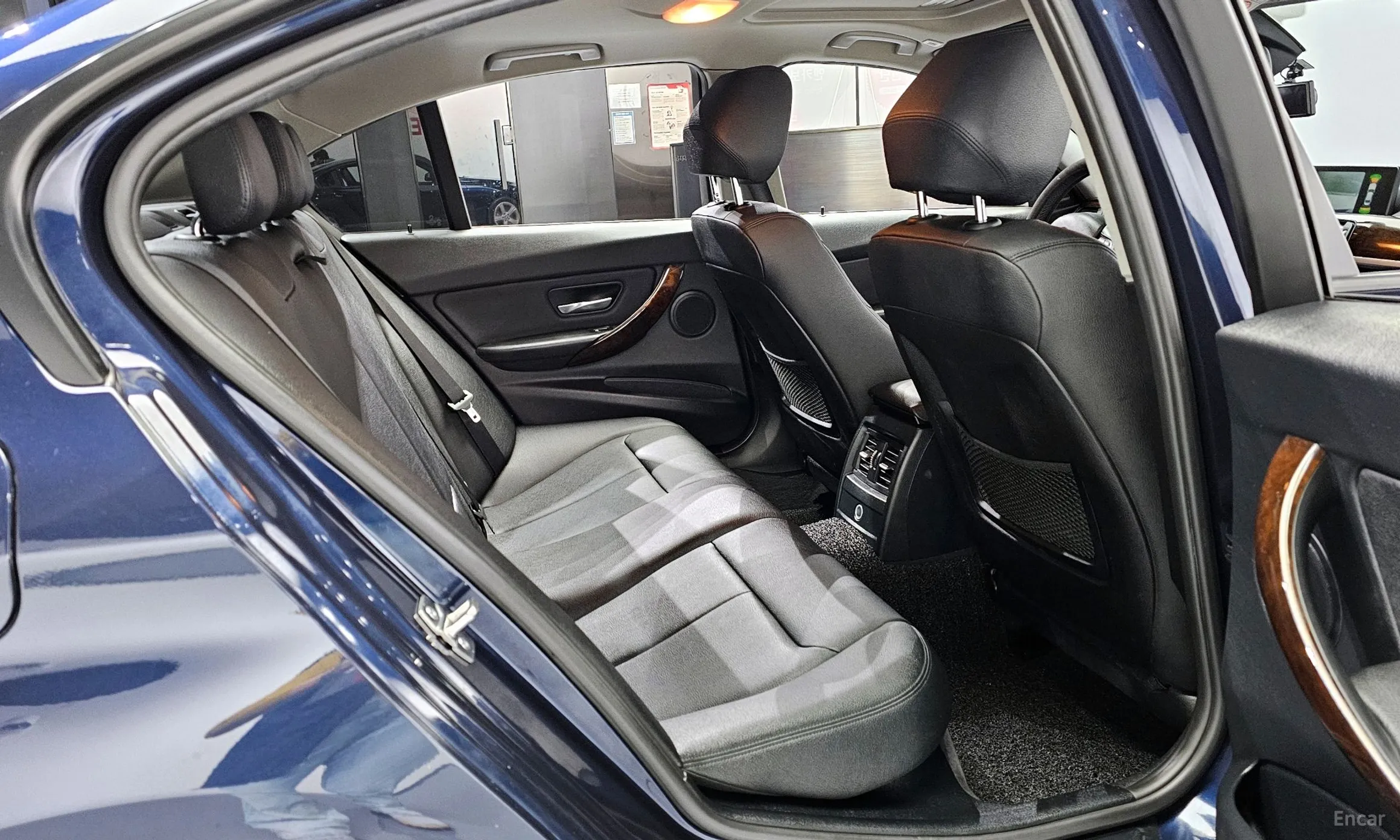 BMW 3 Series (F30) превью 12