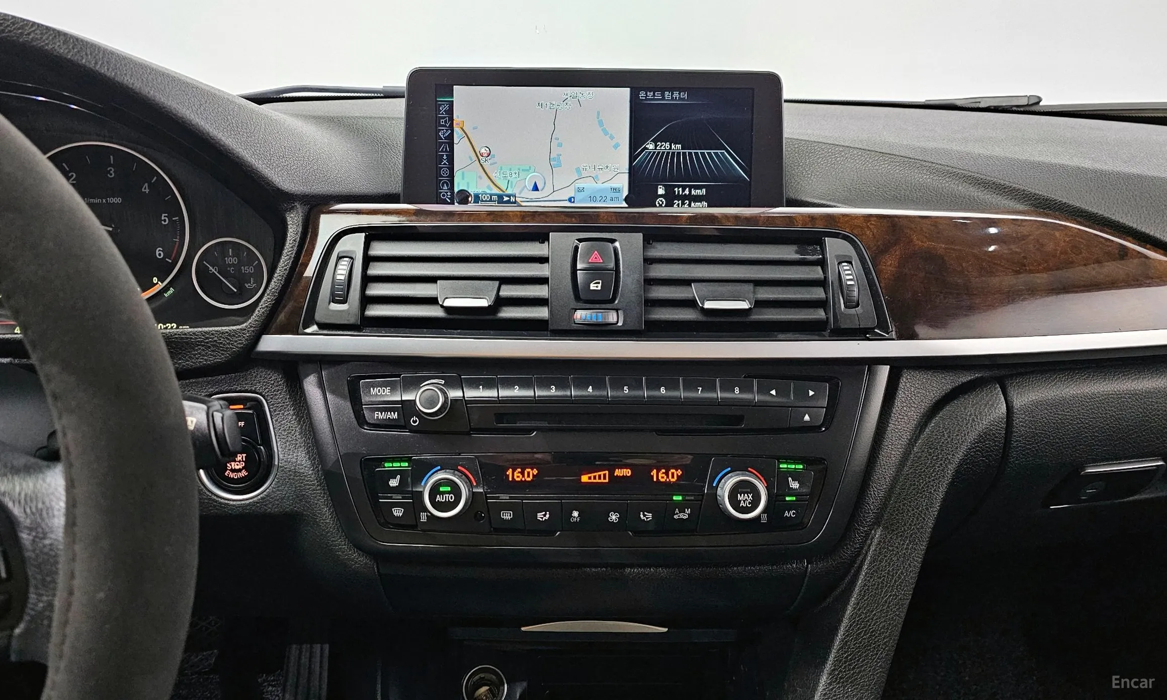 BMW 3 Series (F30) превью 14