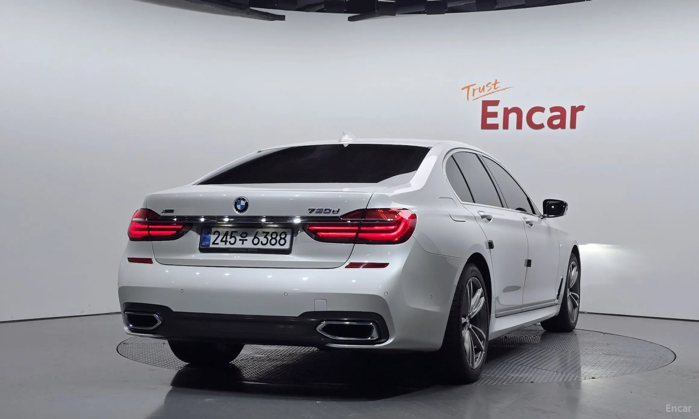 BMW 7 Series (G11)