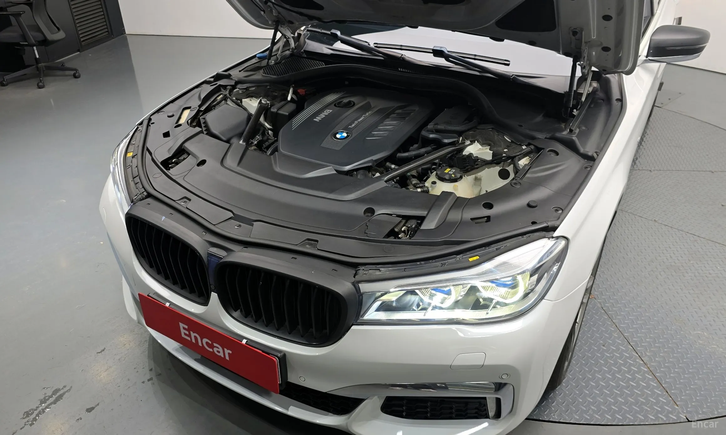 BMW 7 Series (G11) превью 6