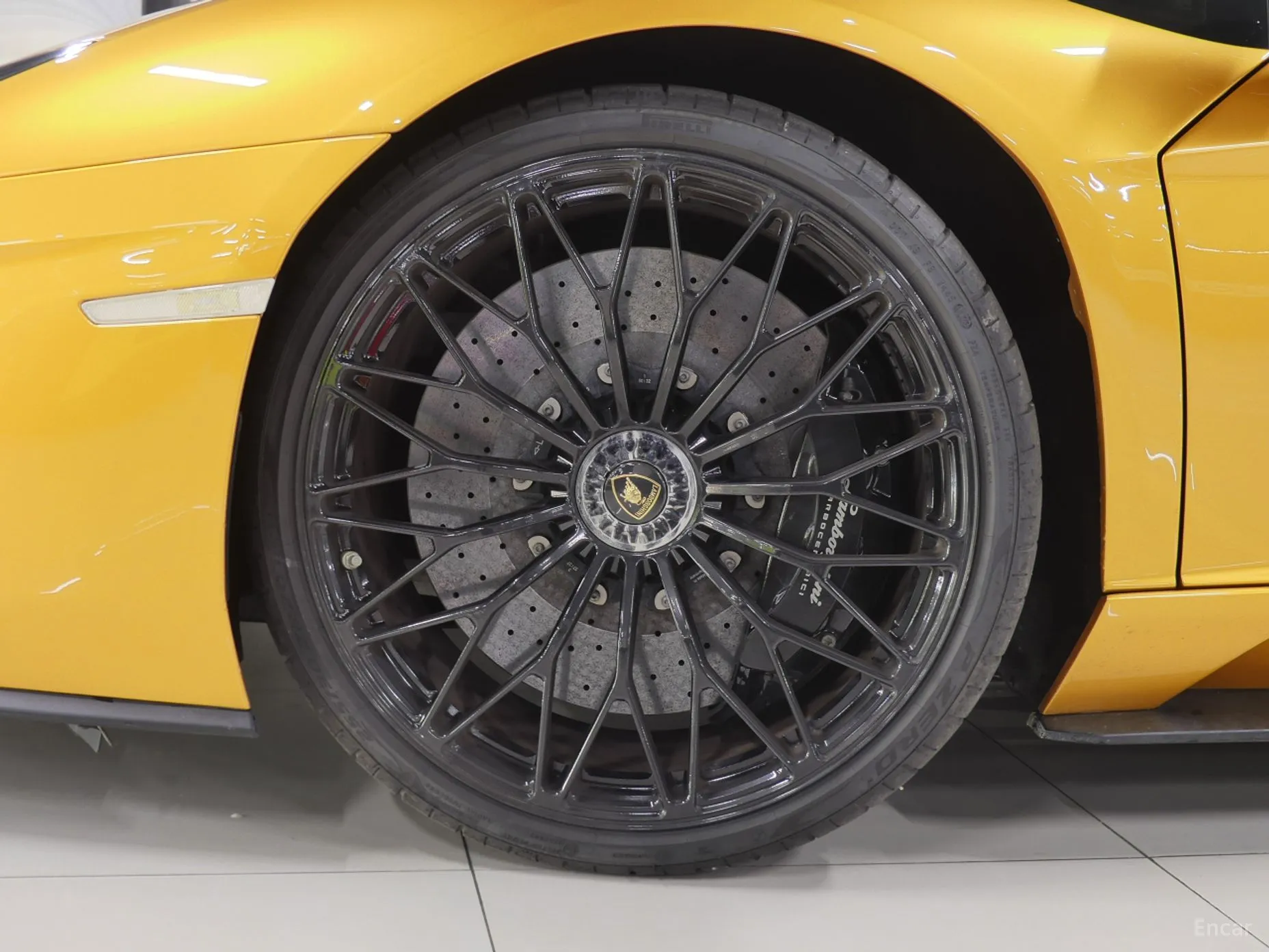 Lamborghini Aventador превью 13
