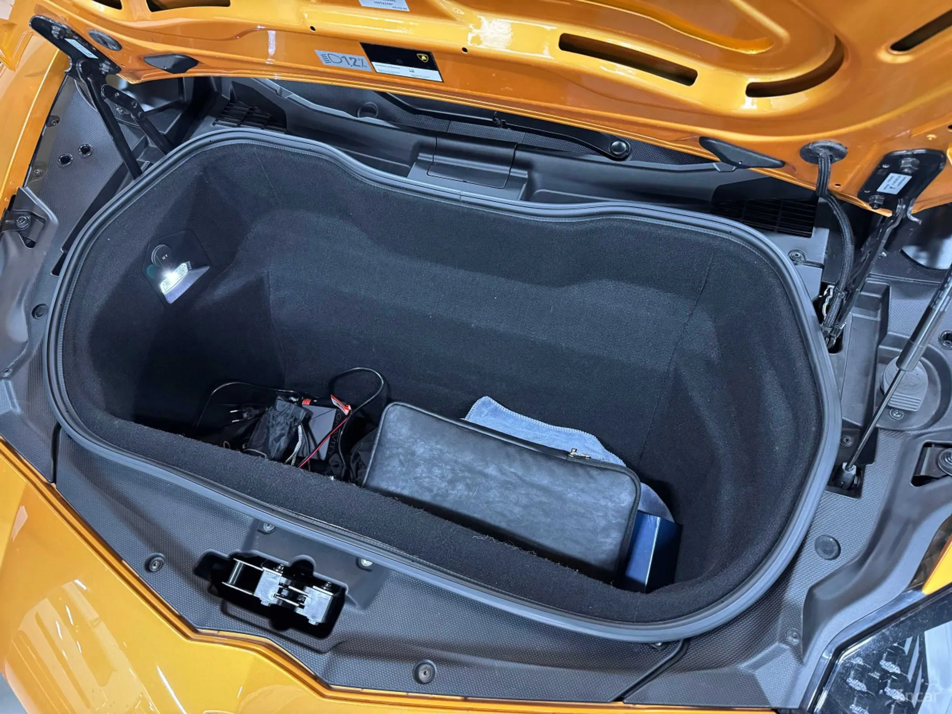 Lamborghini Aventador превью 14