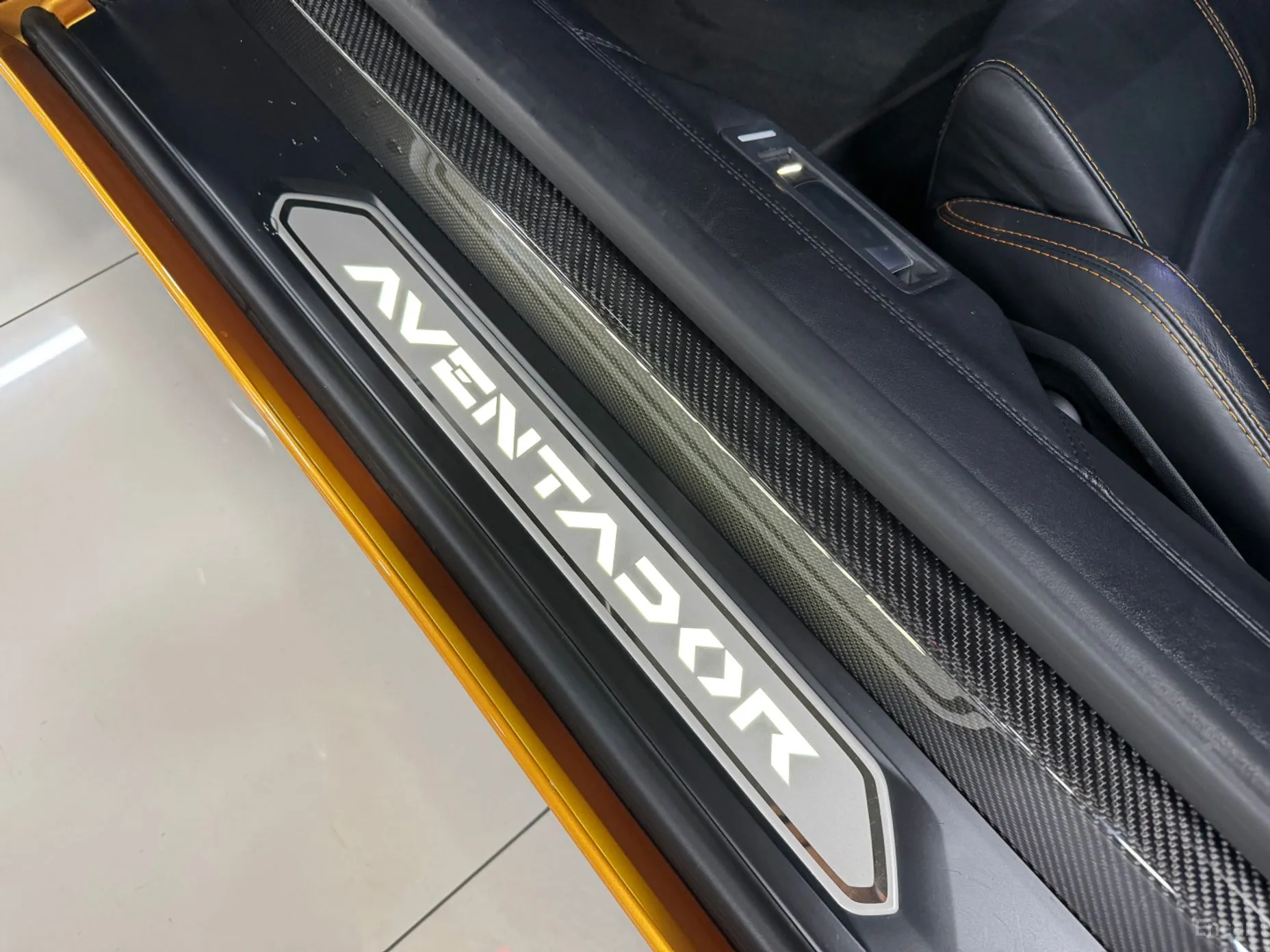 Lamborghini Aventador превью 17