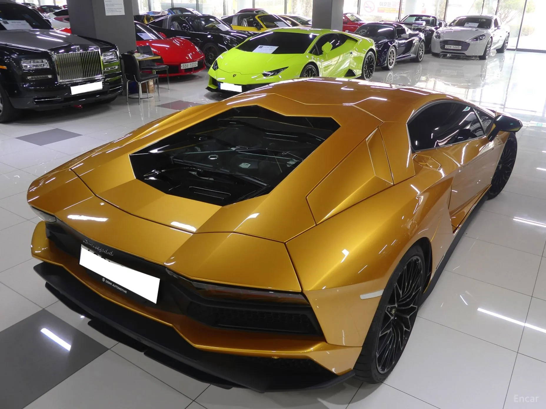 Lamborghini Aventador превью 5