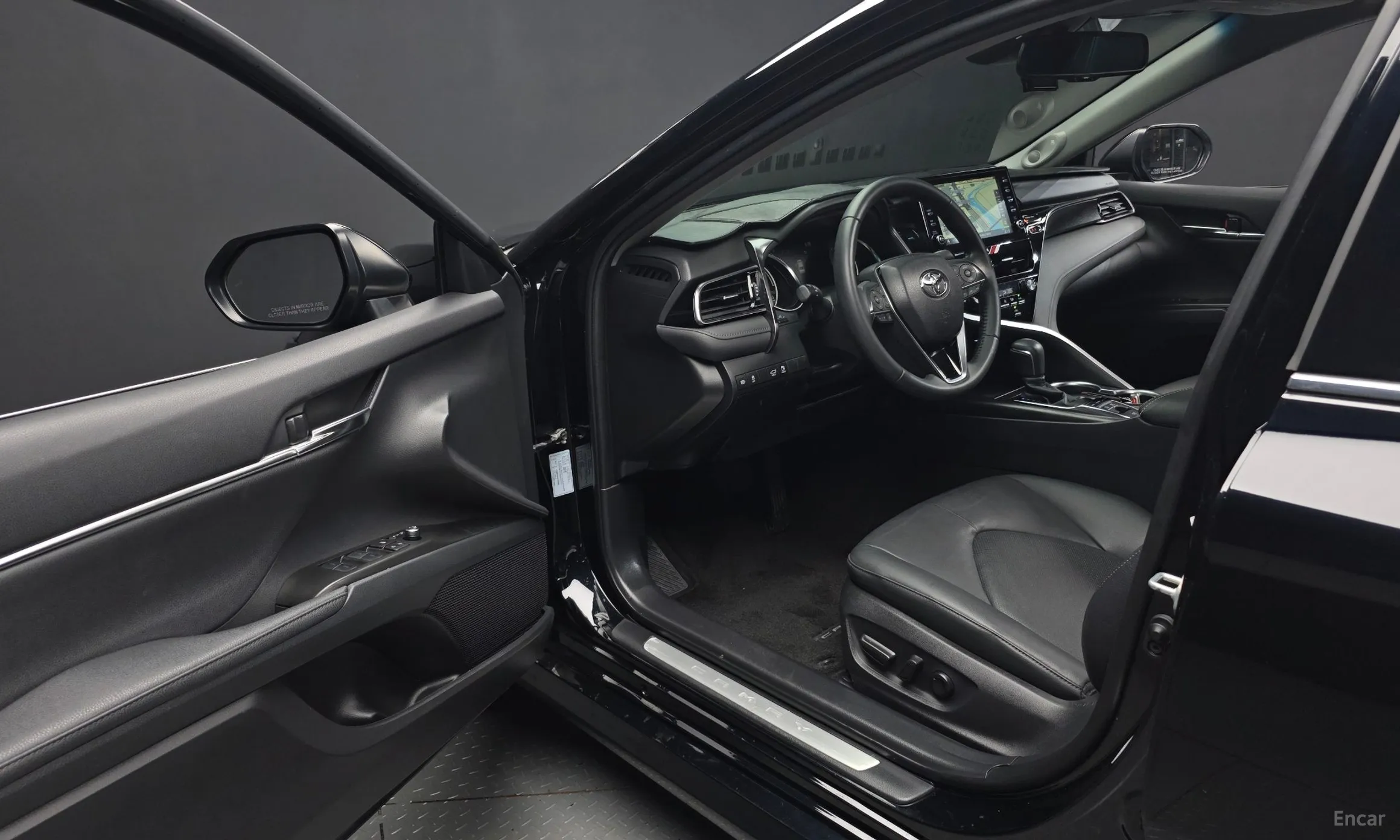Toyota Camry (XV70) превью 10