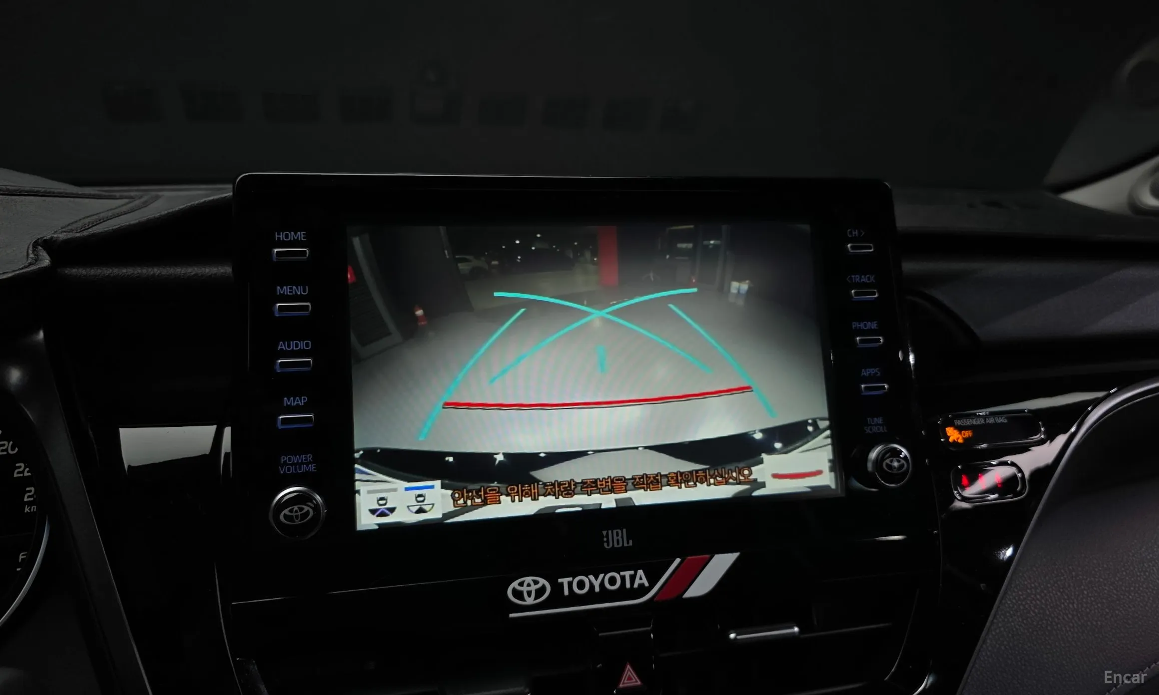 Toyota Camry (XV70) превью 15