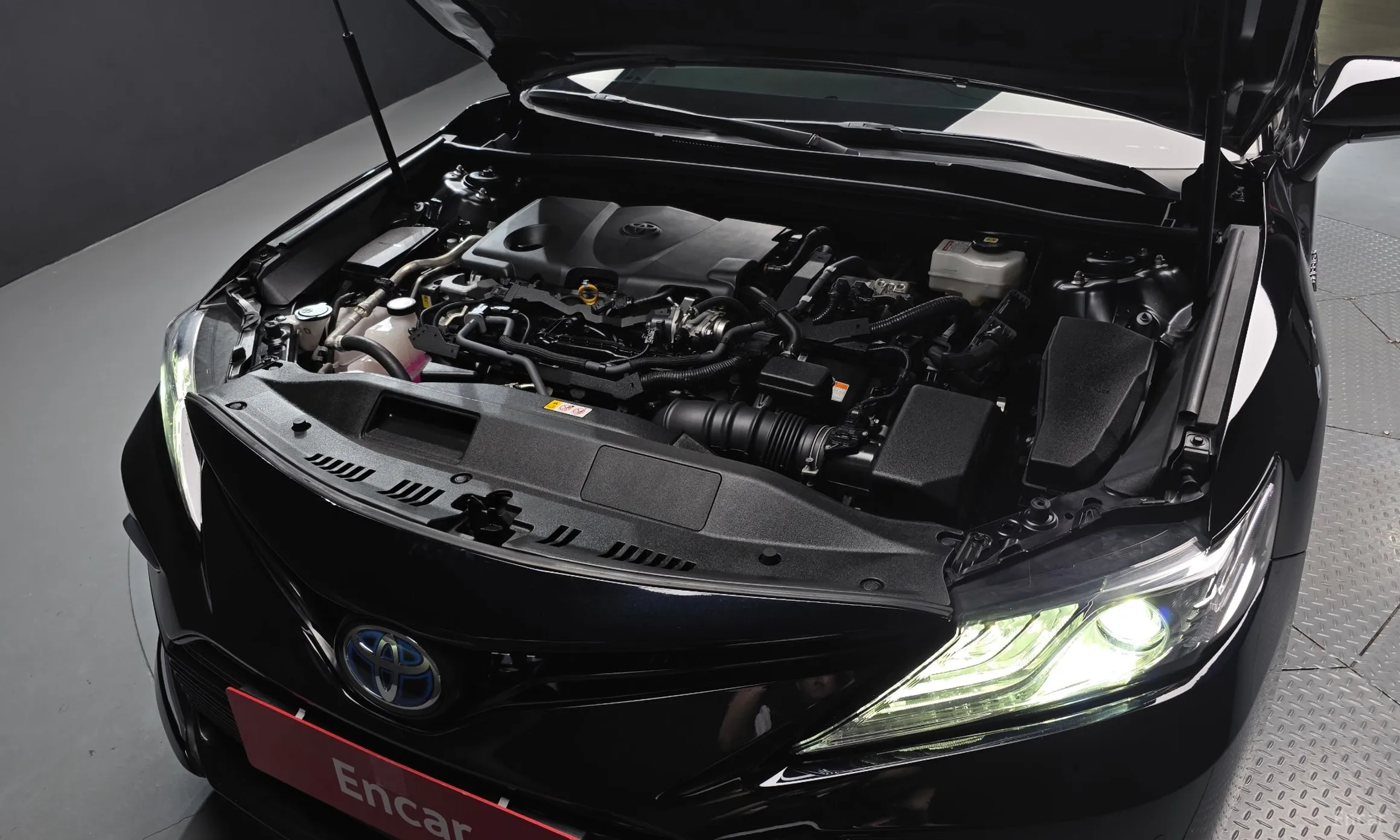 Toyota Camry (XV70) превью 6