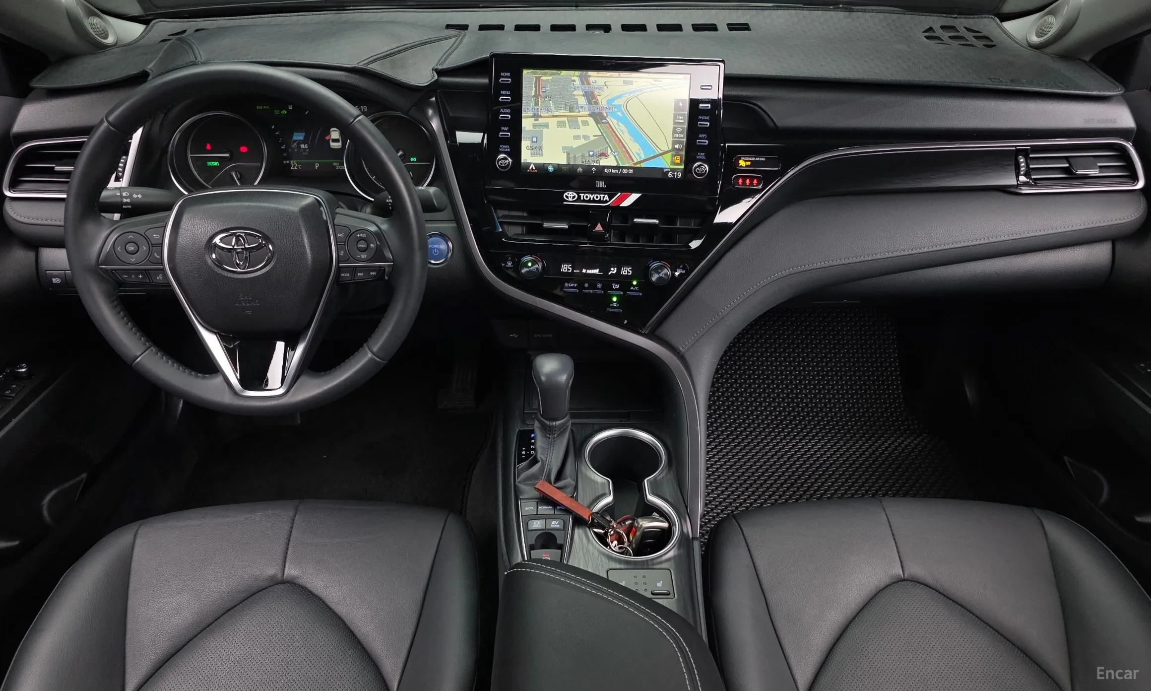 Toyota Camry (XV70) превью 7