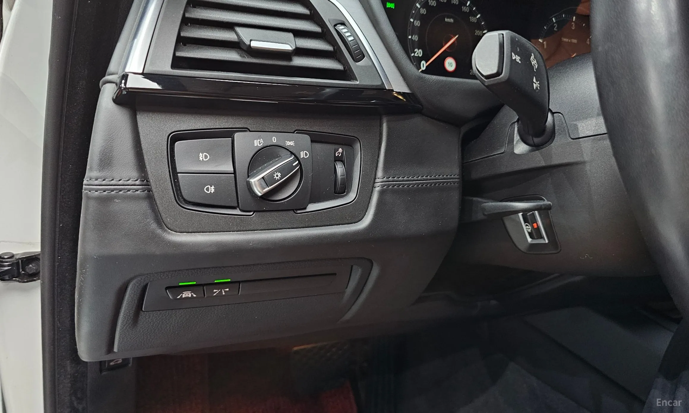BMW Series 4 (F32) превью 15