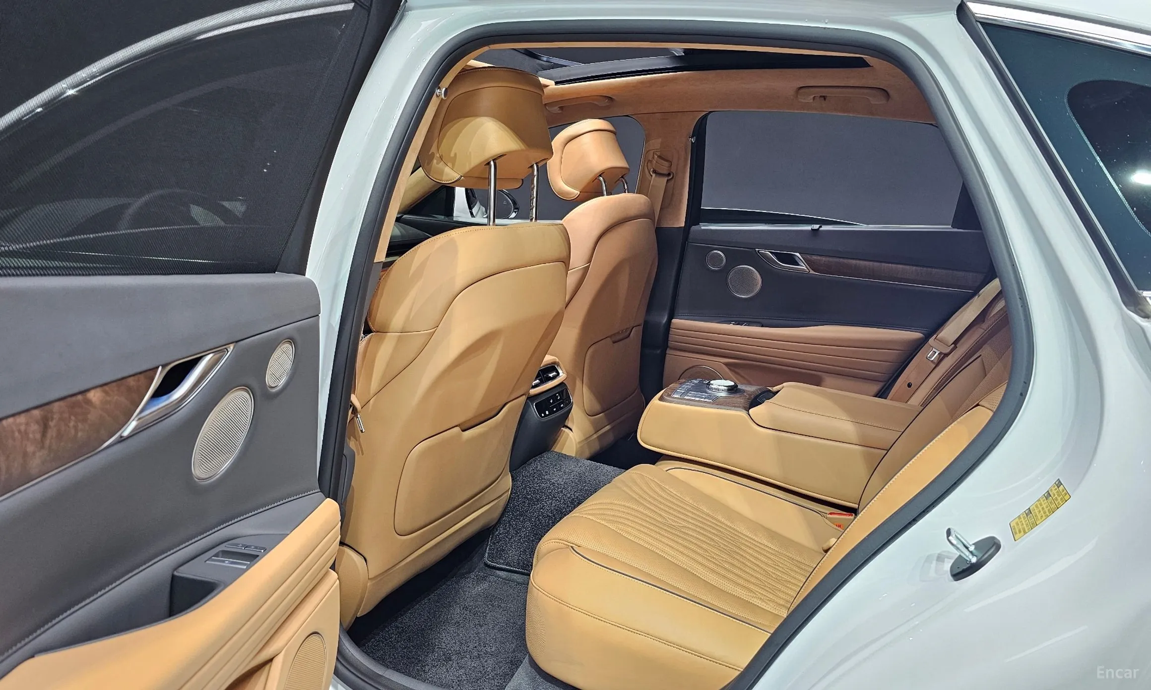 Genesis G80 (RG3) превью 12