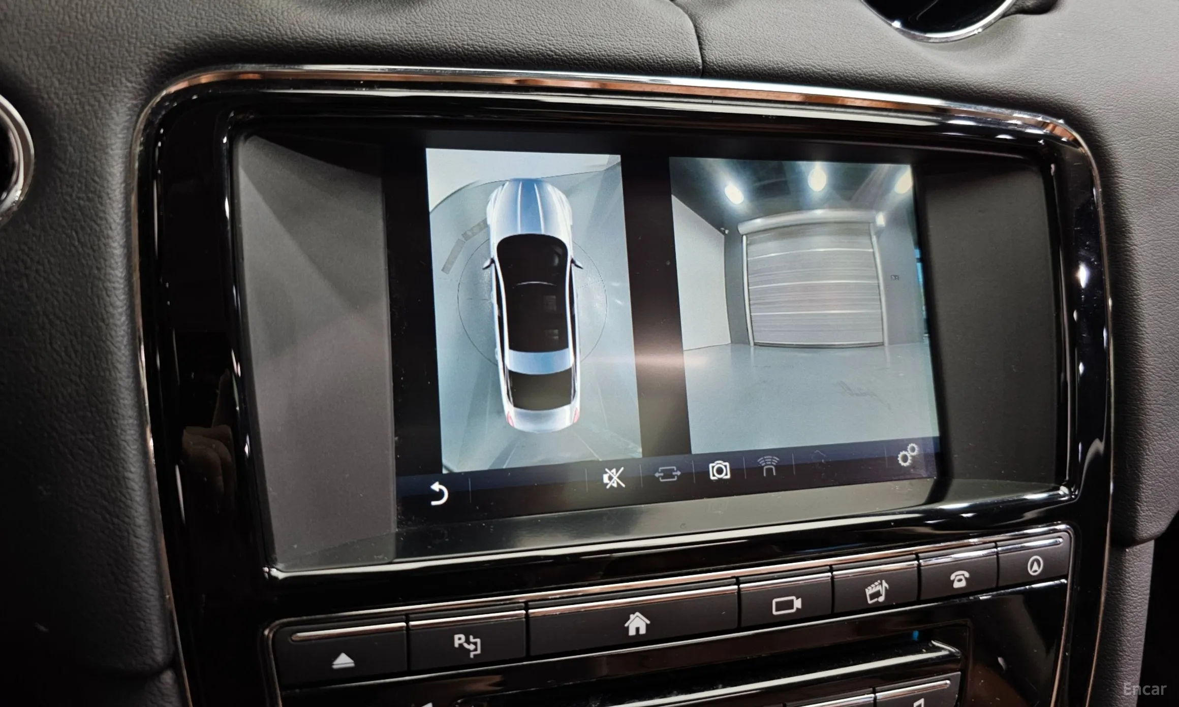 Jaguar All New XJ превью 15