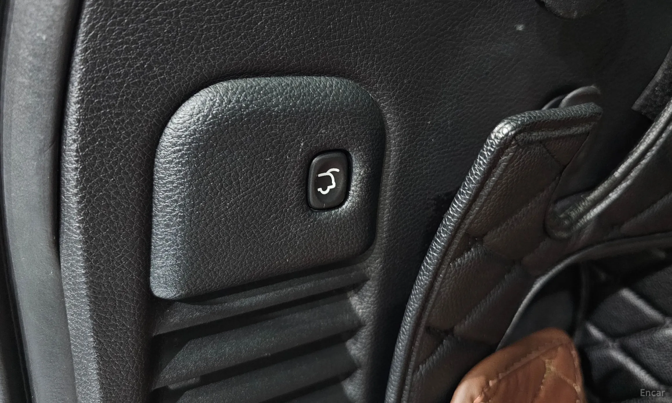 Jeep Grand Cherokee превью 20