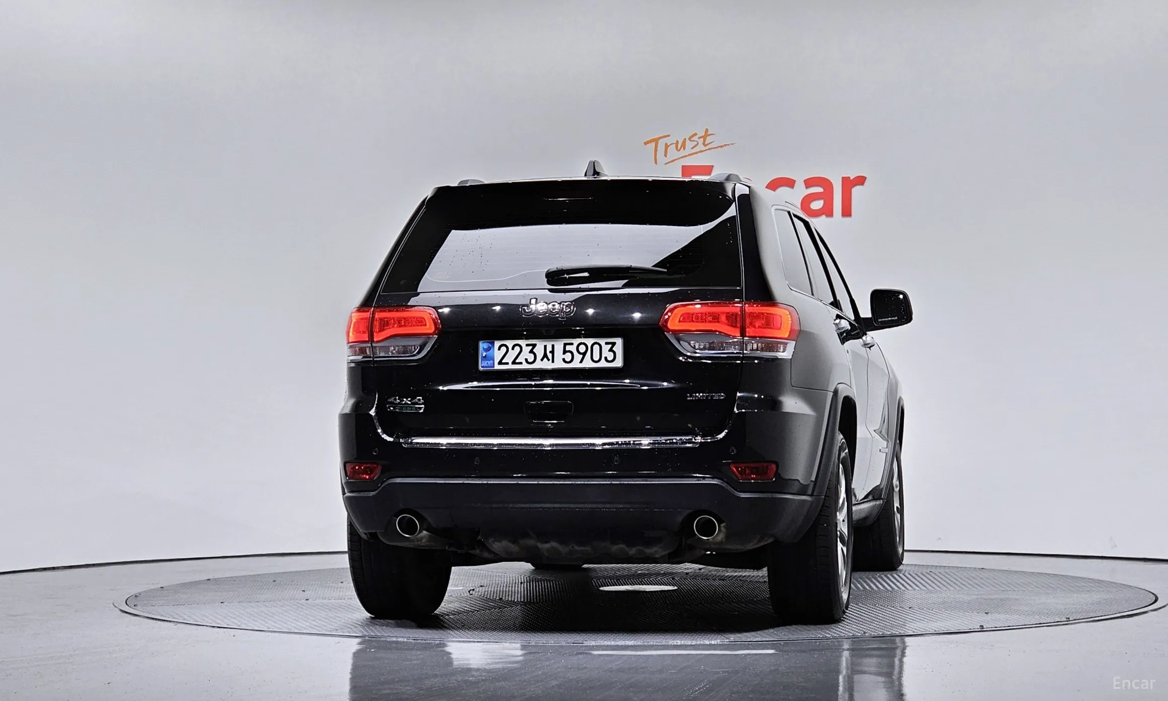 Jeep Grand Cherokee превью 4
