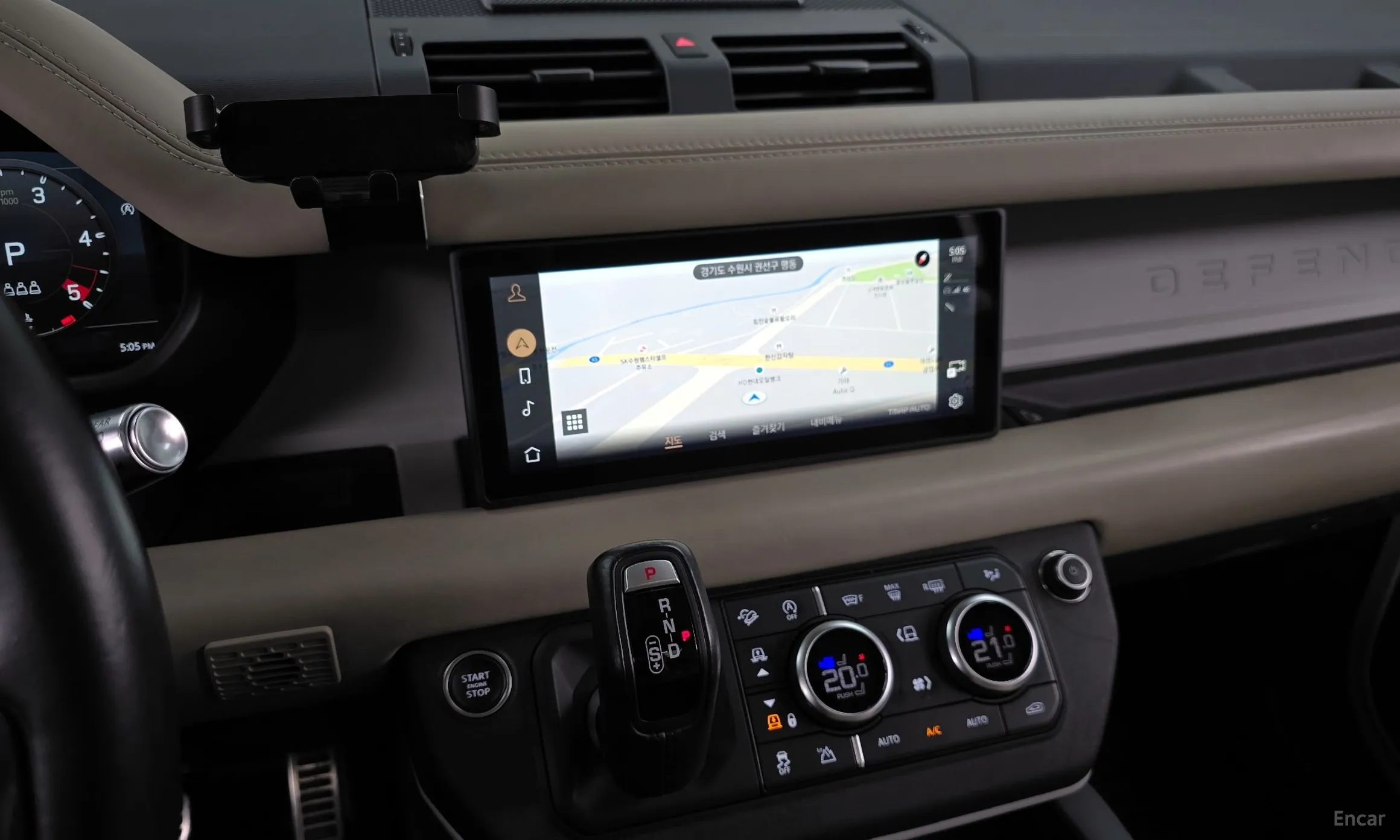 Land Rover Defender (L663) превью 15