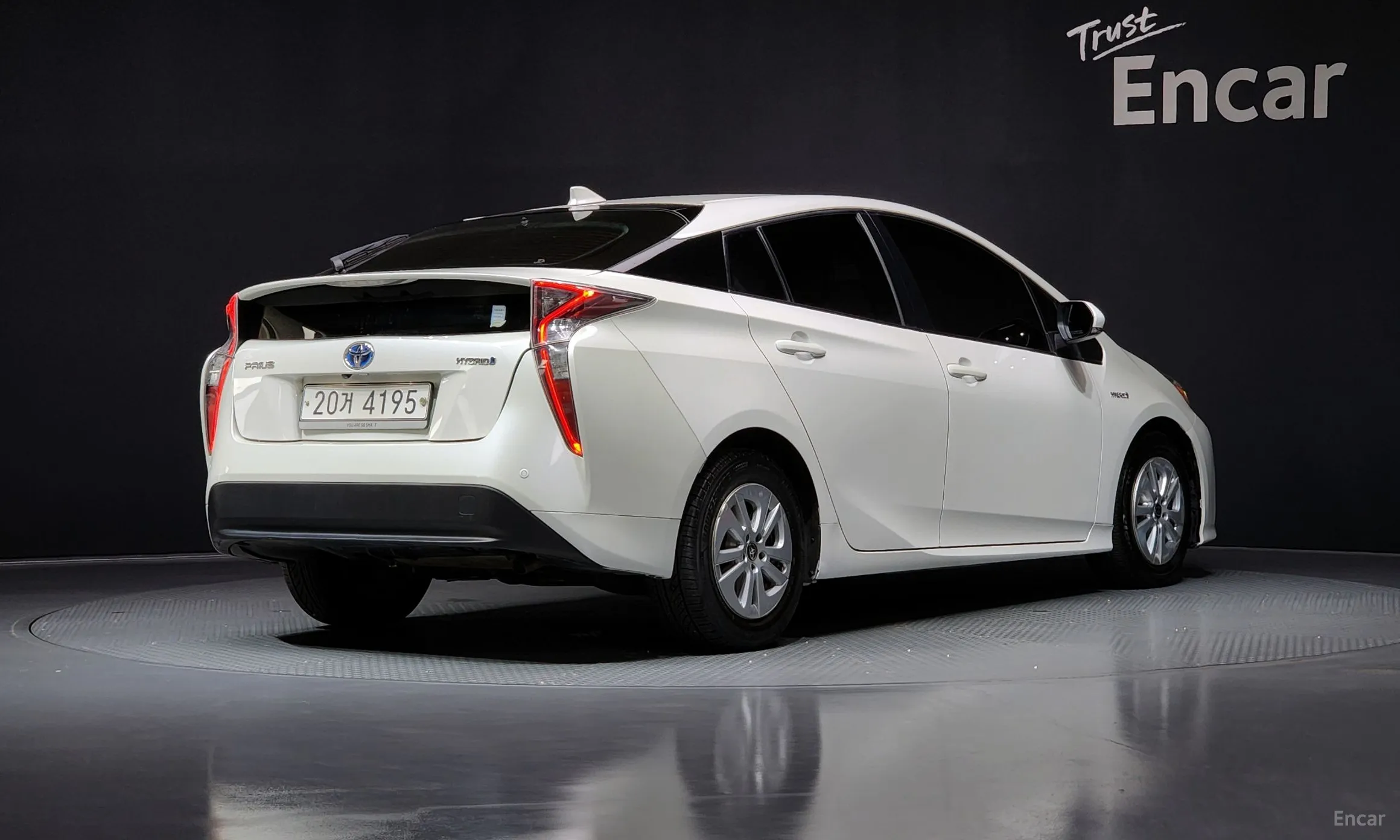 Toyota Prius 4th Generation