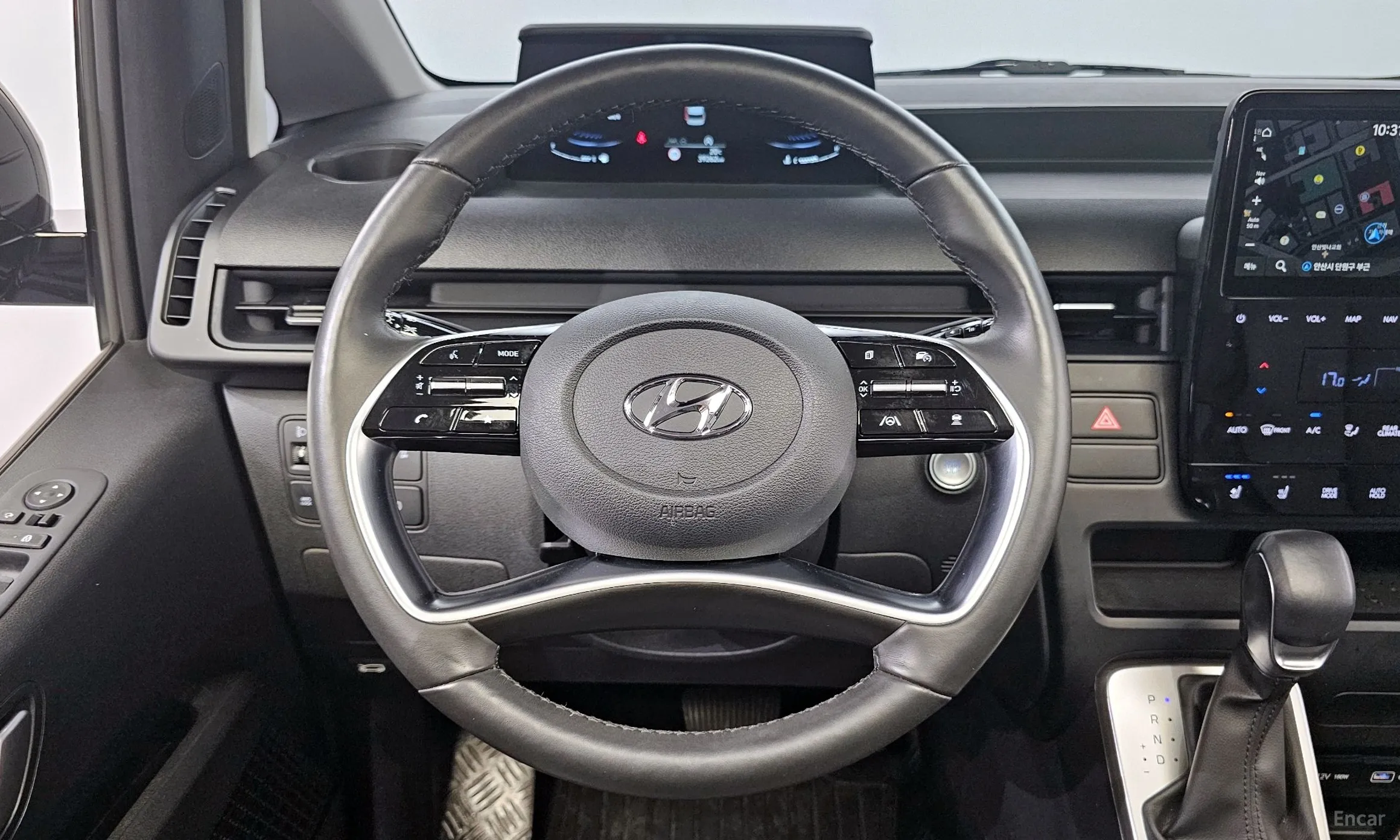 Hyundai Staria превью 13