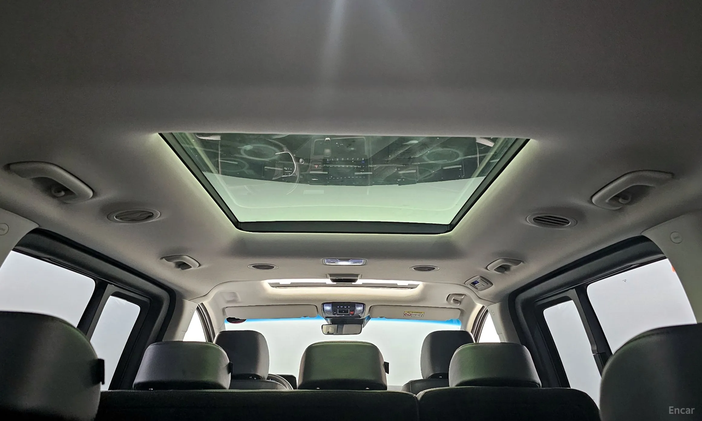 Hyundai Staria превью 20