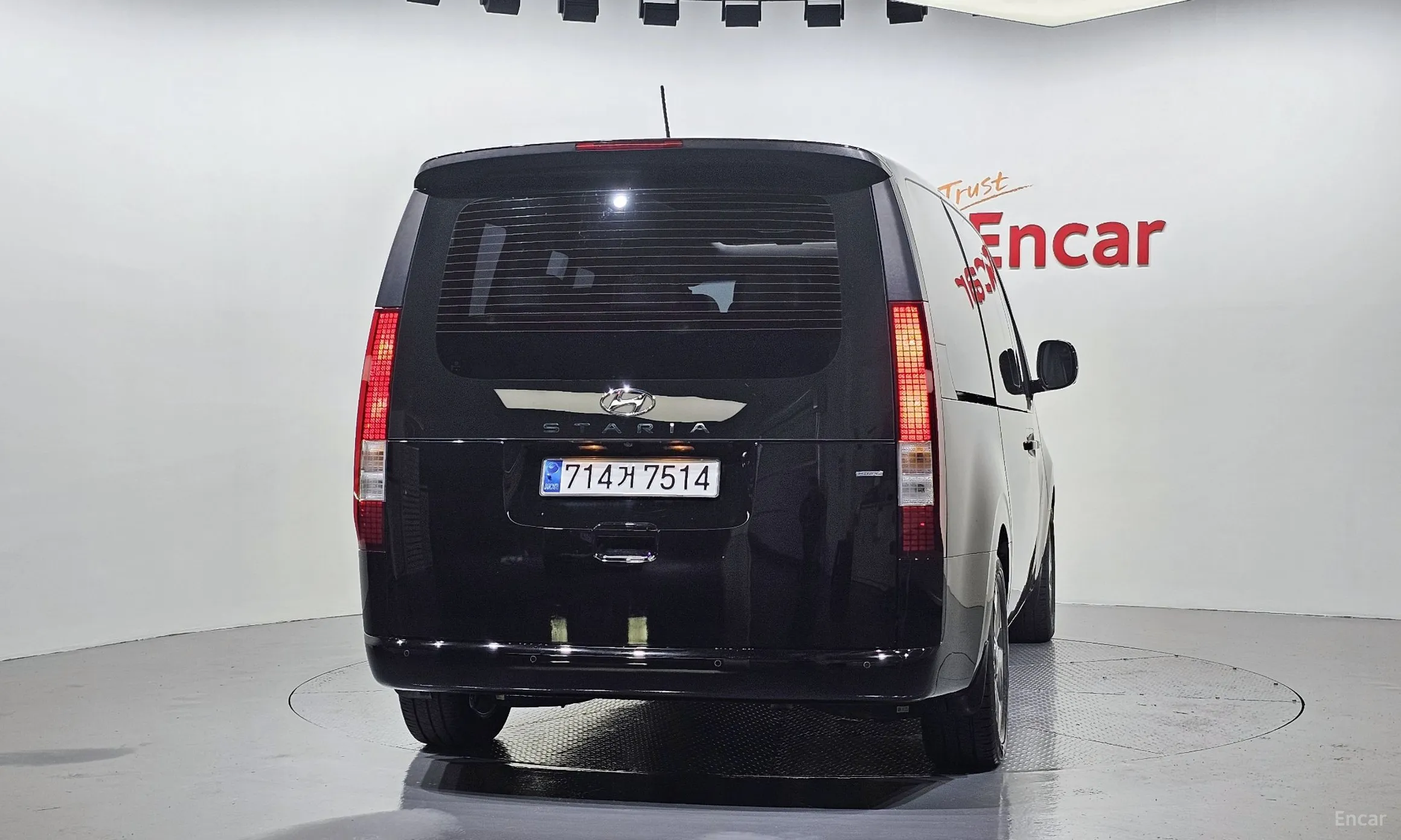 Hyundai Staria превью 4