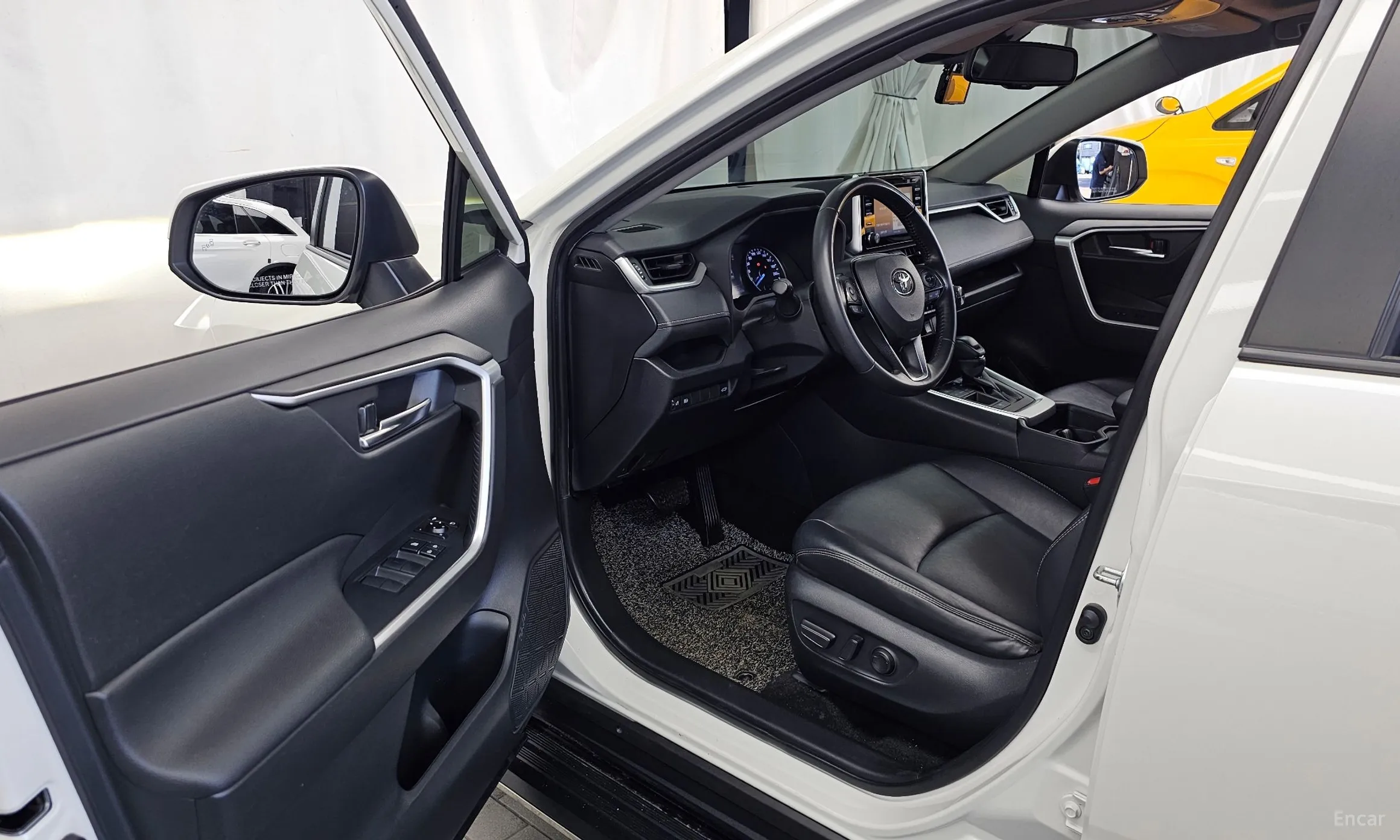 Toyota RAV4 5th Generation превью 10