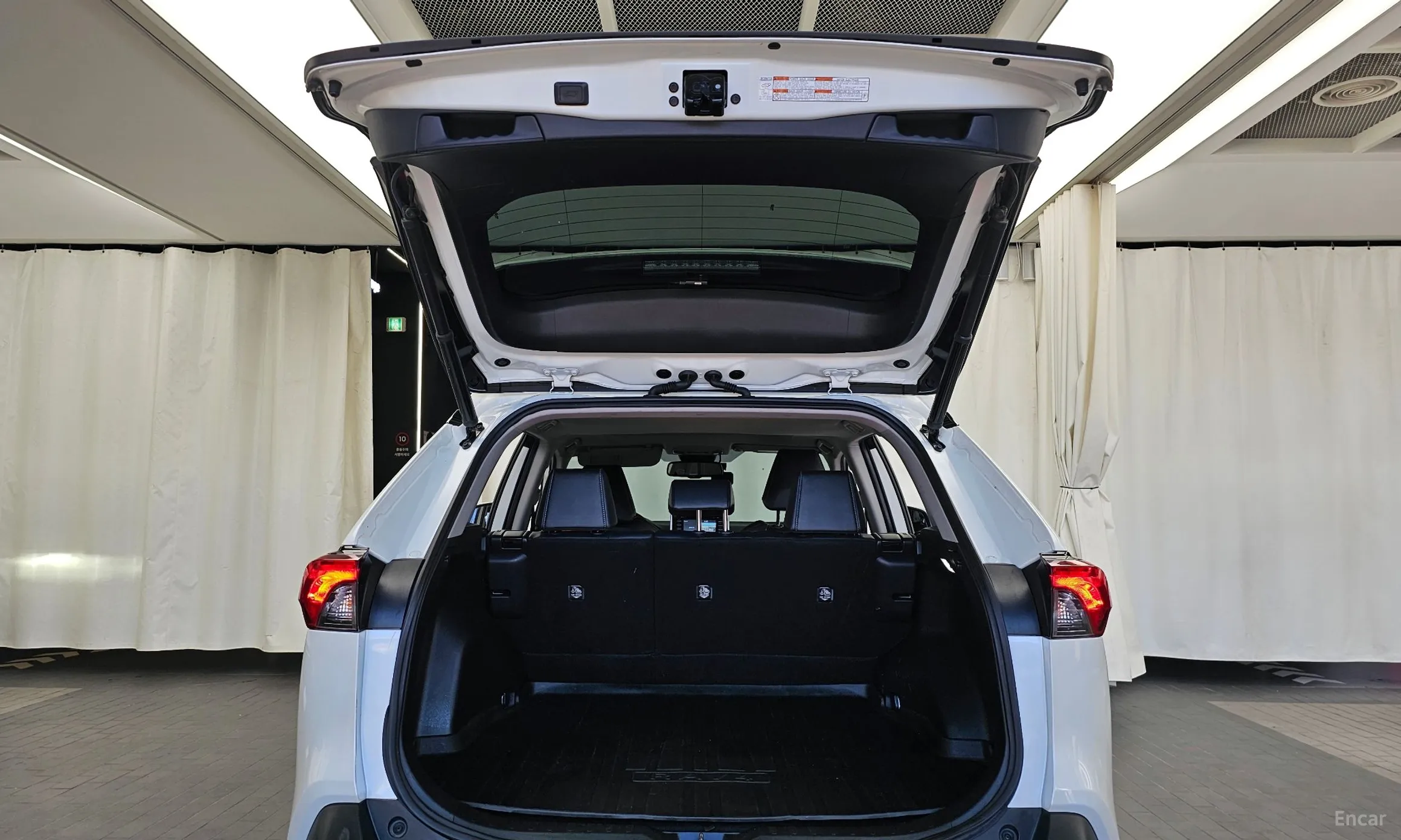 Toyota RAV4 5th Generation превью 20