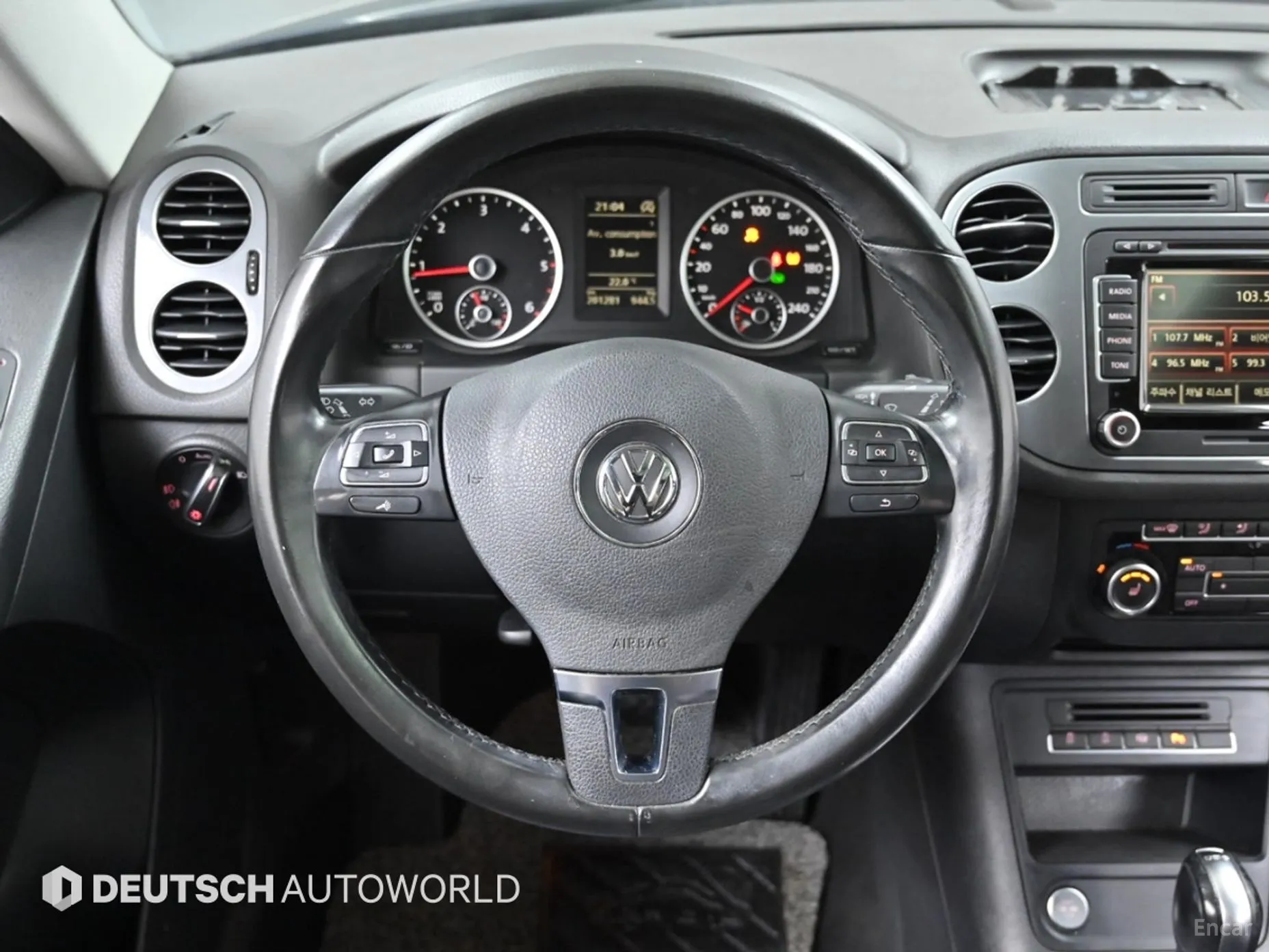 Volkswagen New Tiguan превью 13