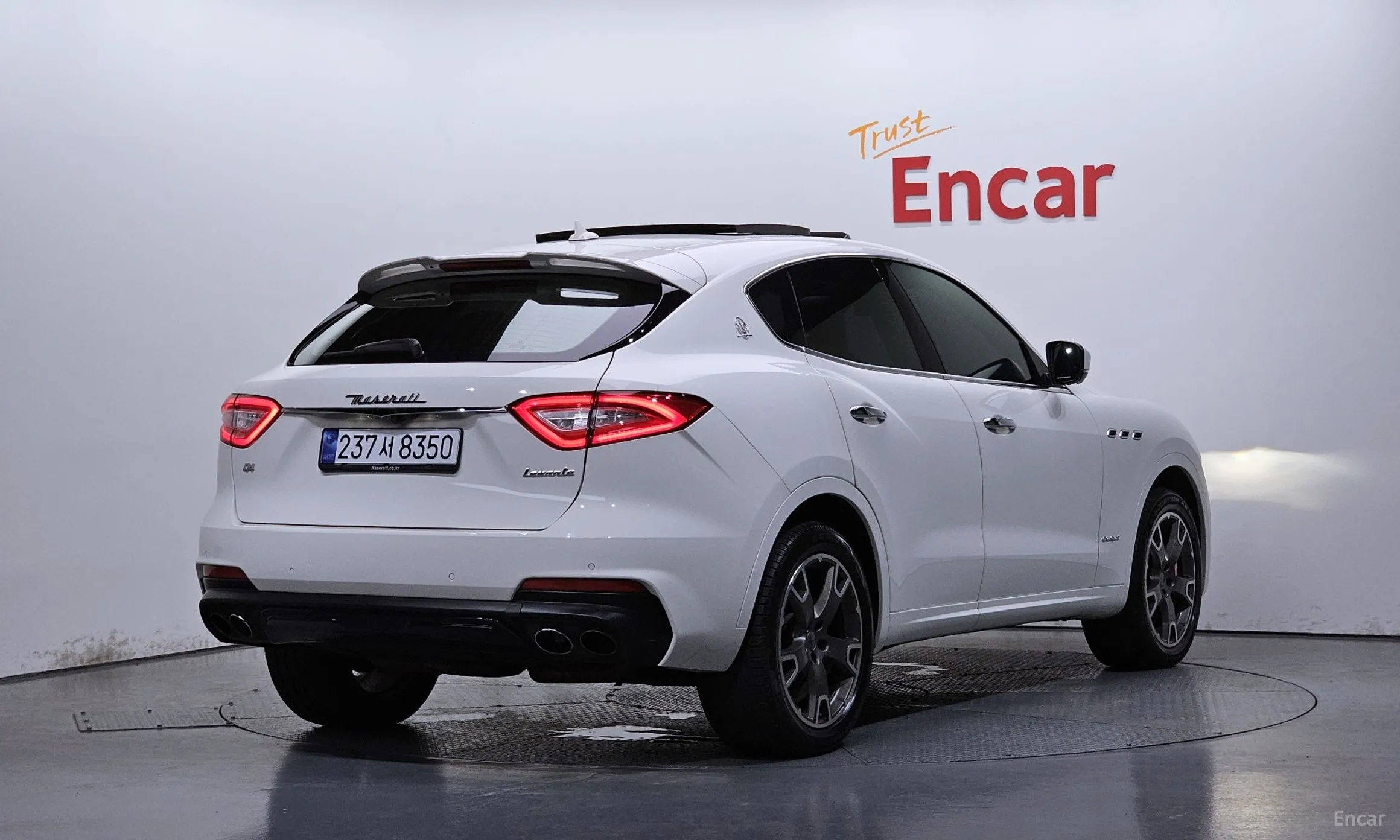 Maserati Levante превью 2