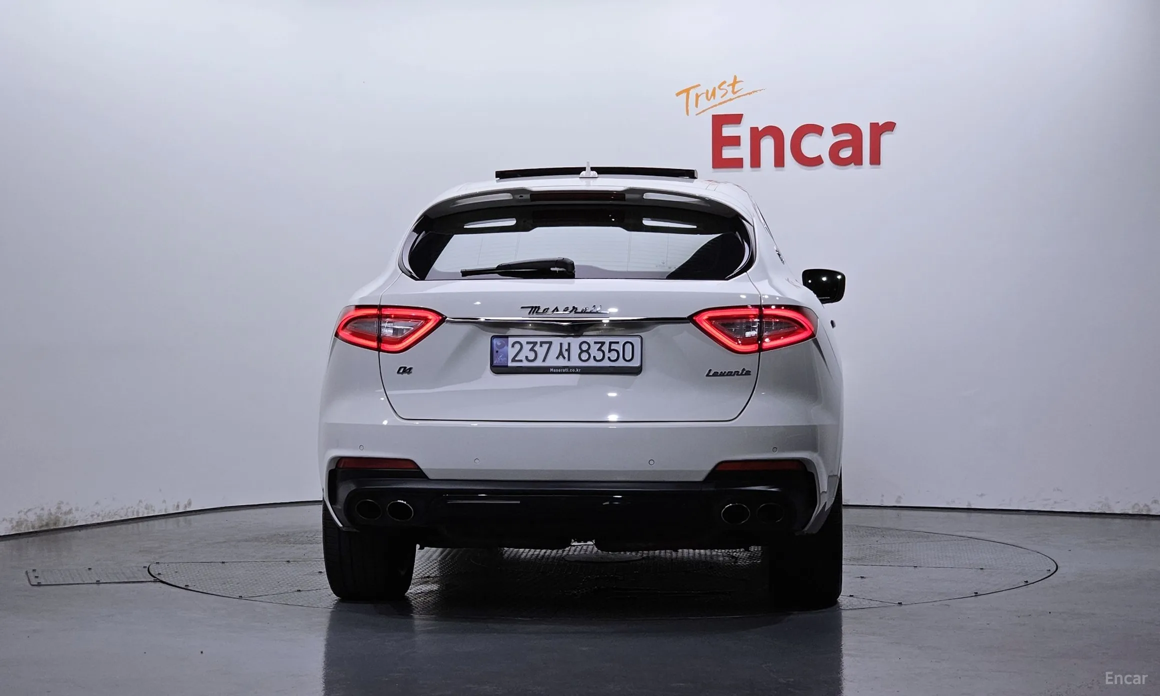 Maserati Levante превью 4
