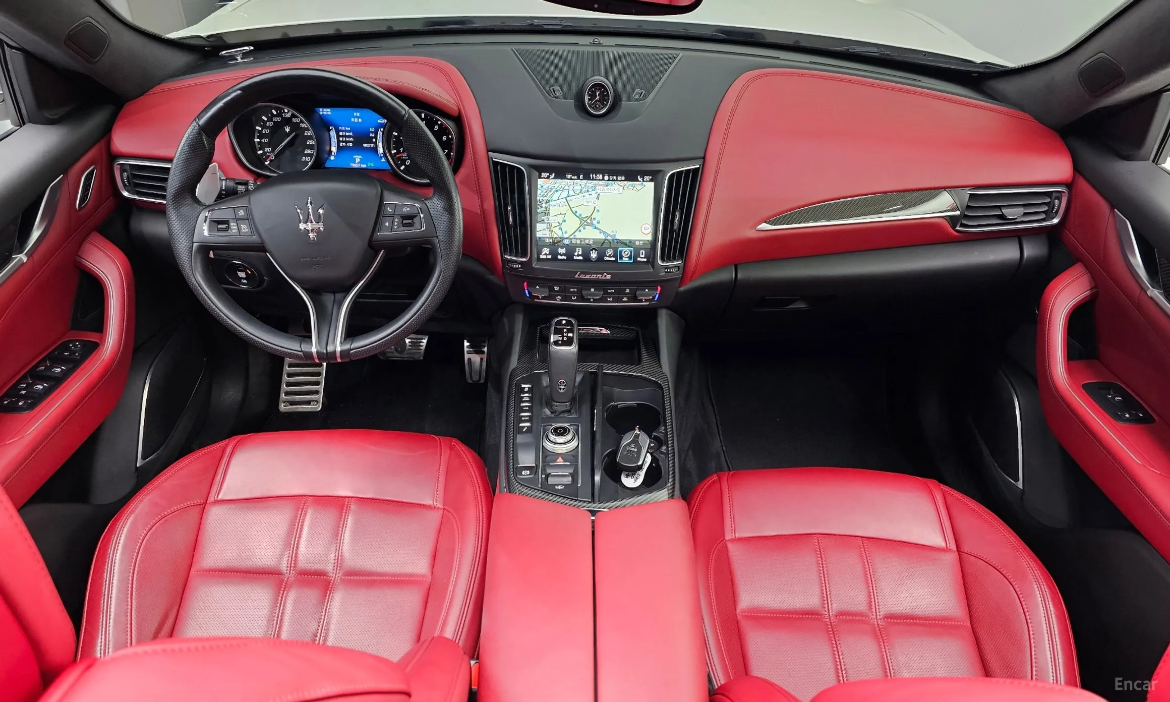 Maserati Levante превью 7