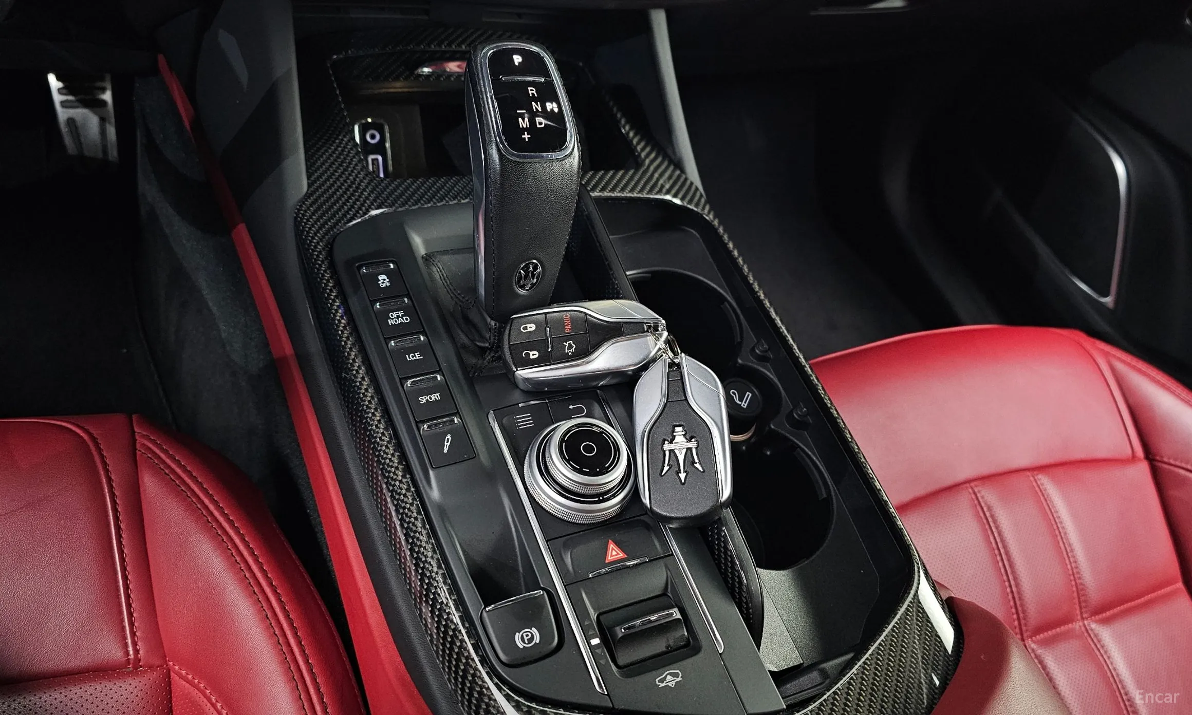 Maserati Levante превью 9