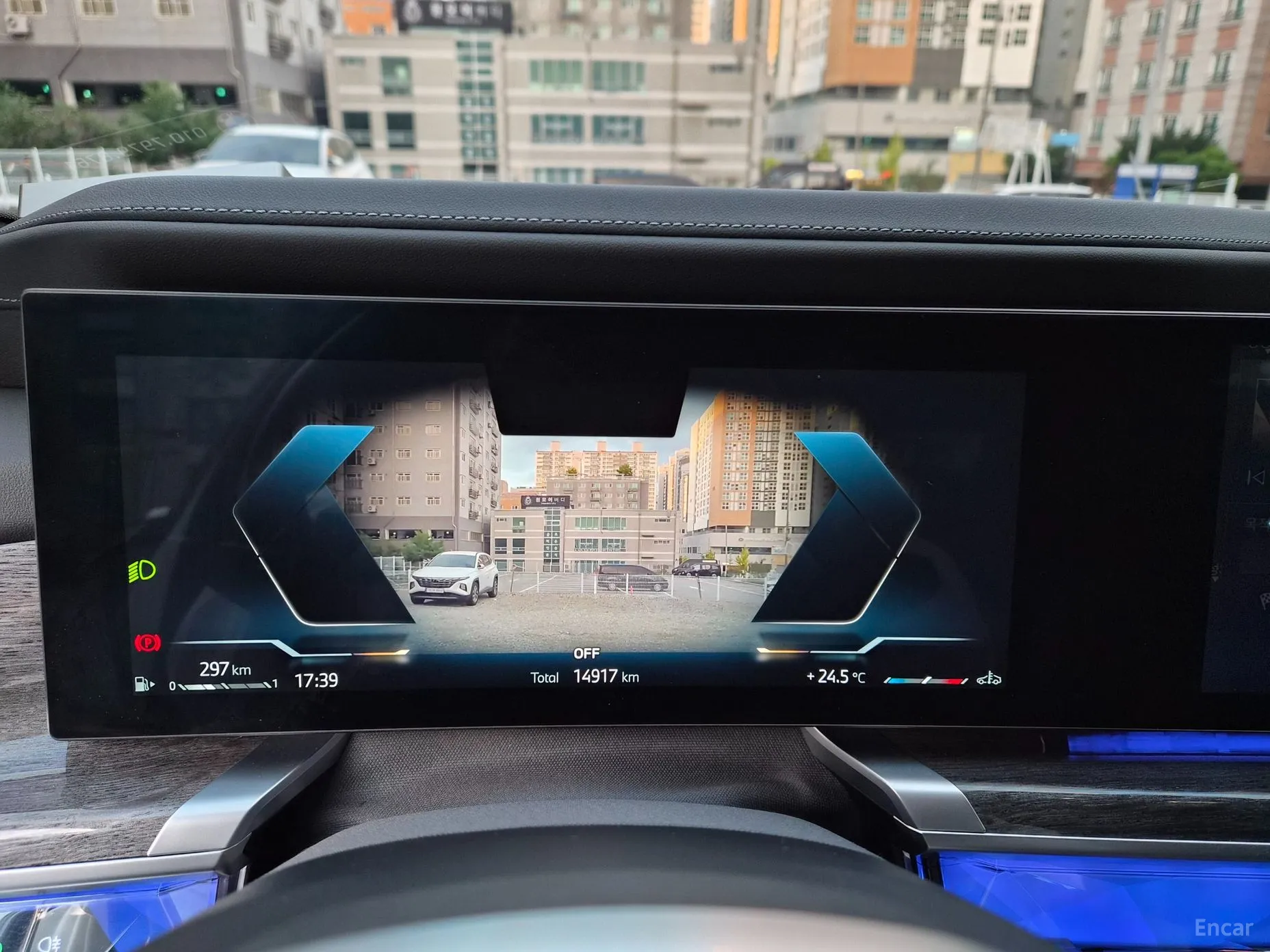 BMW 7 Series (G70) превью 8
