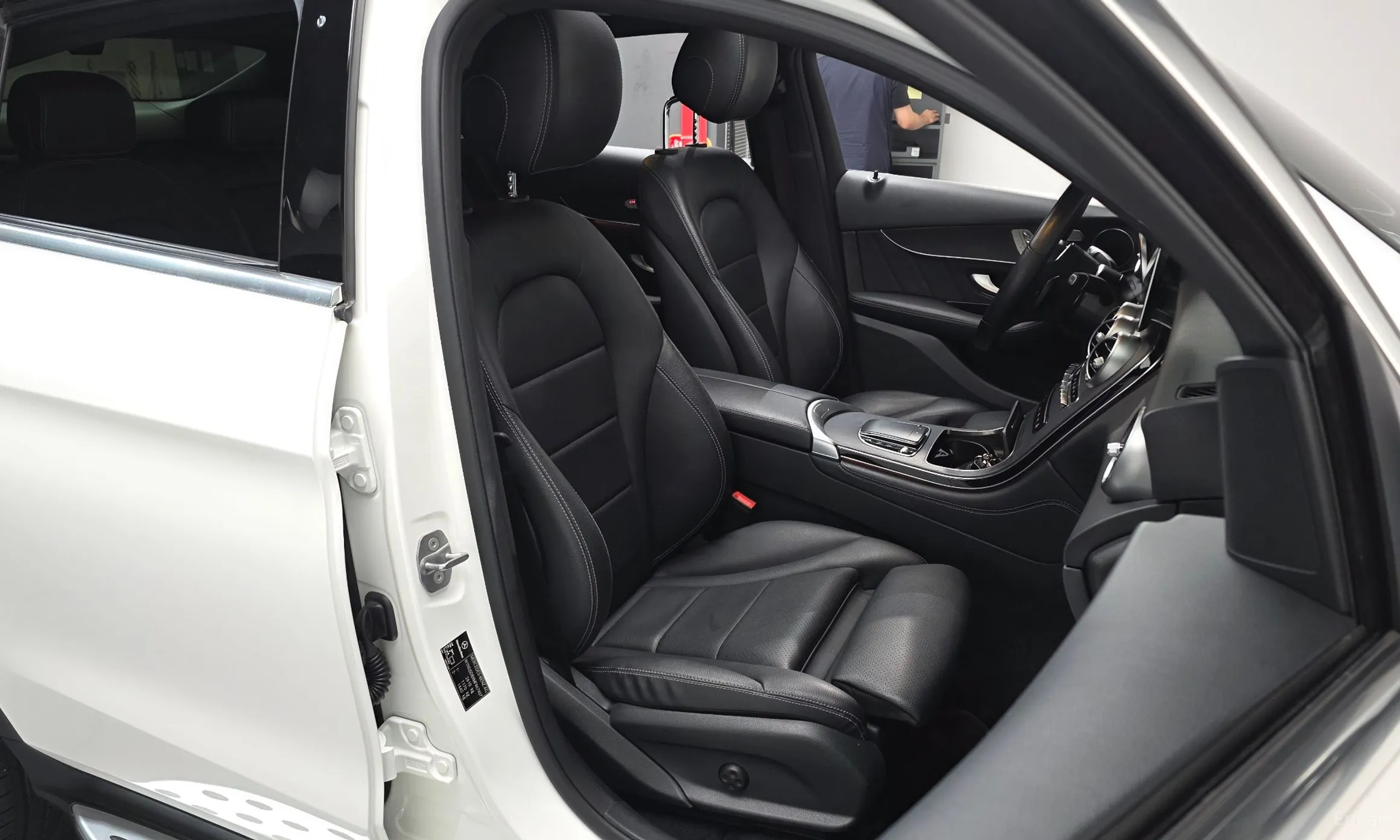 Mercedes Benz GLC-Class X253 превью 10