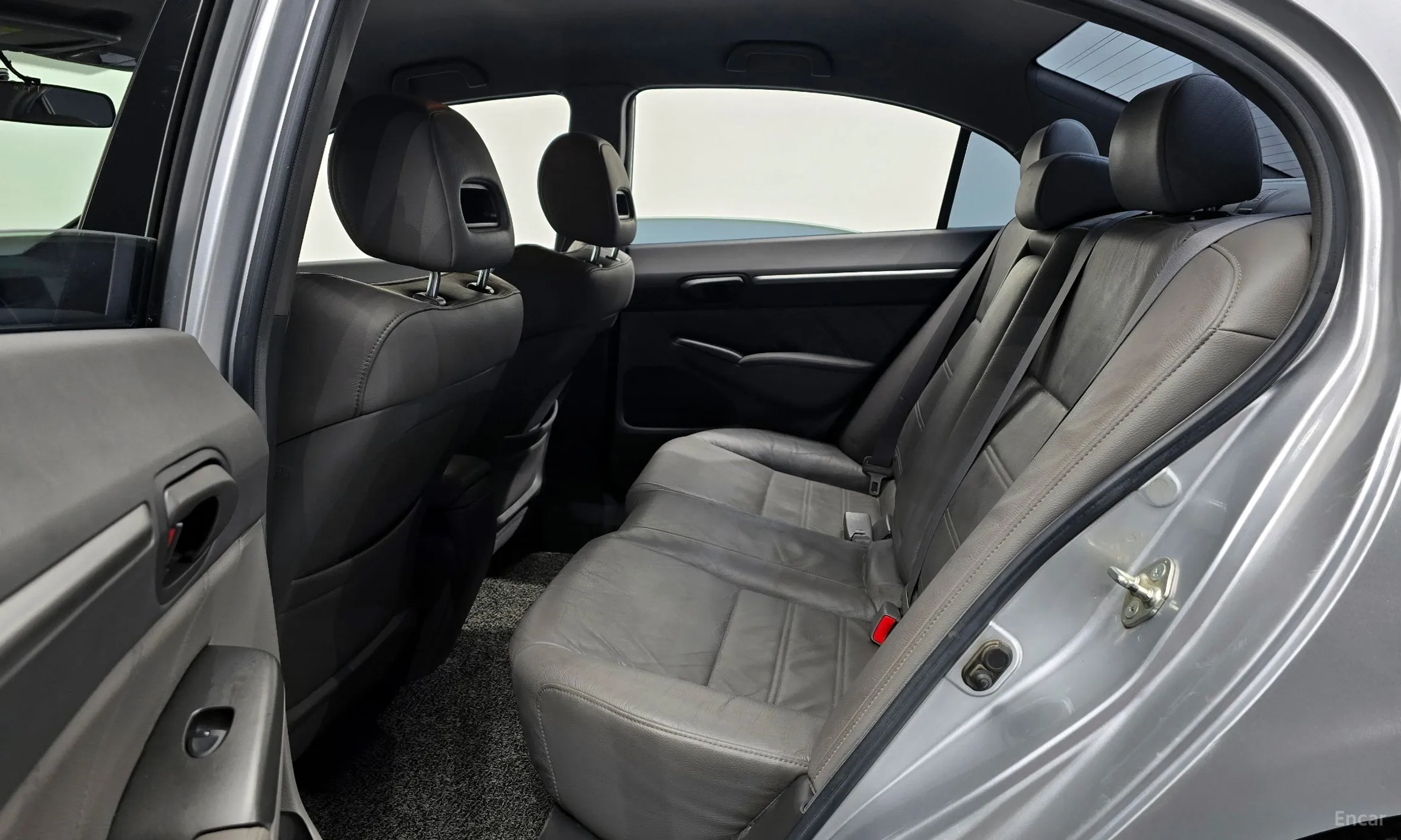 Honda Civic превью 12