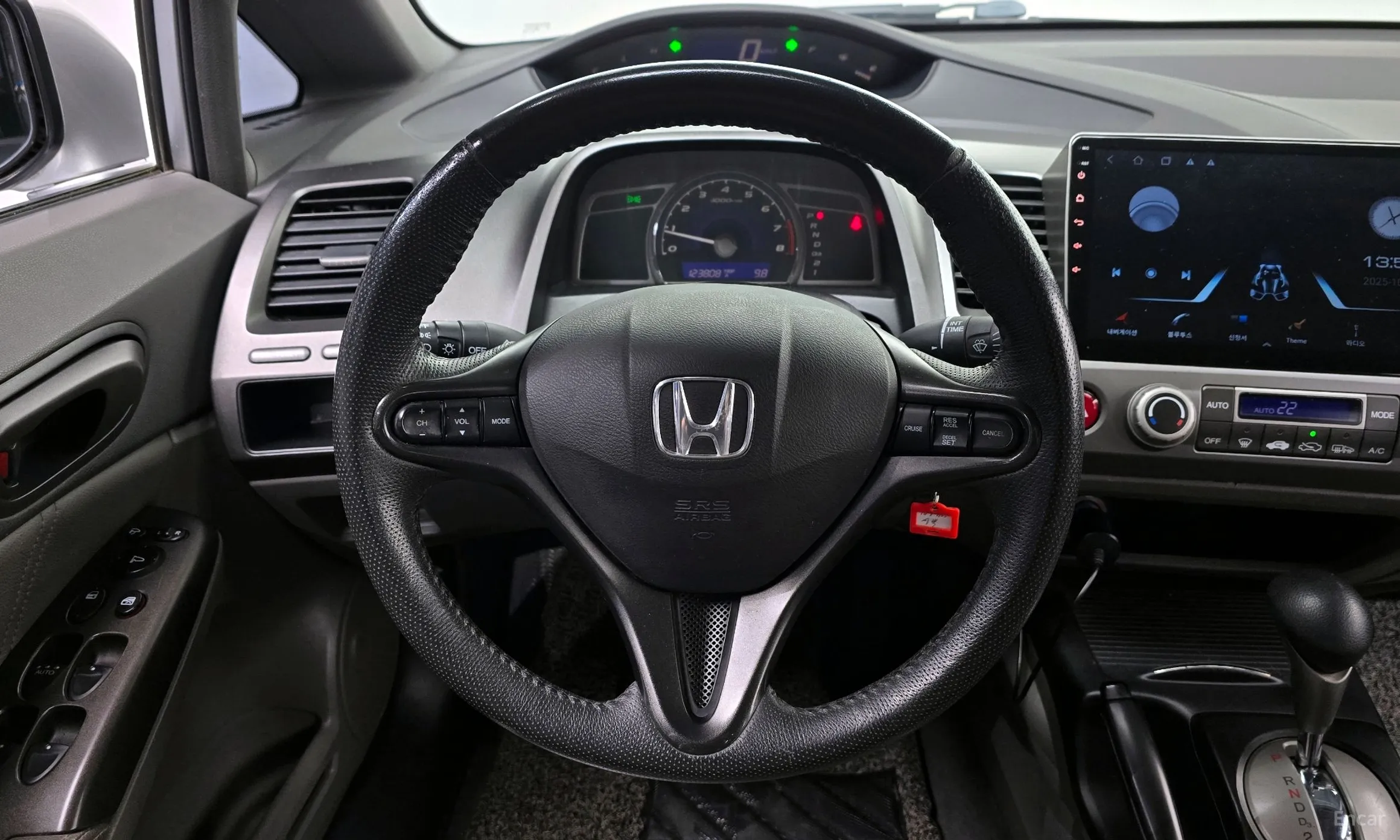 Honda Civic превью 13