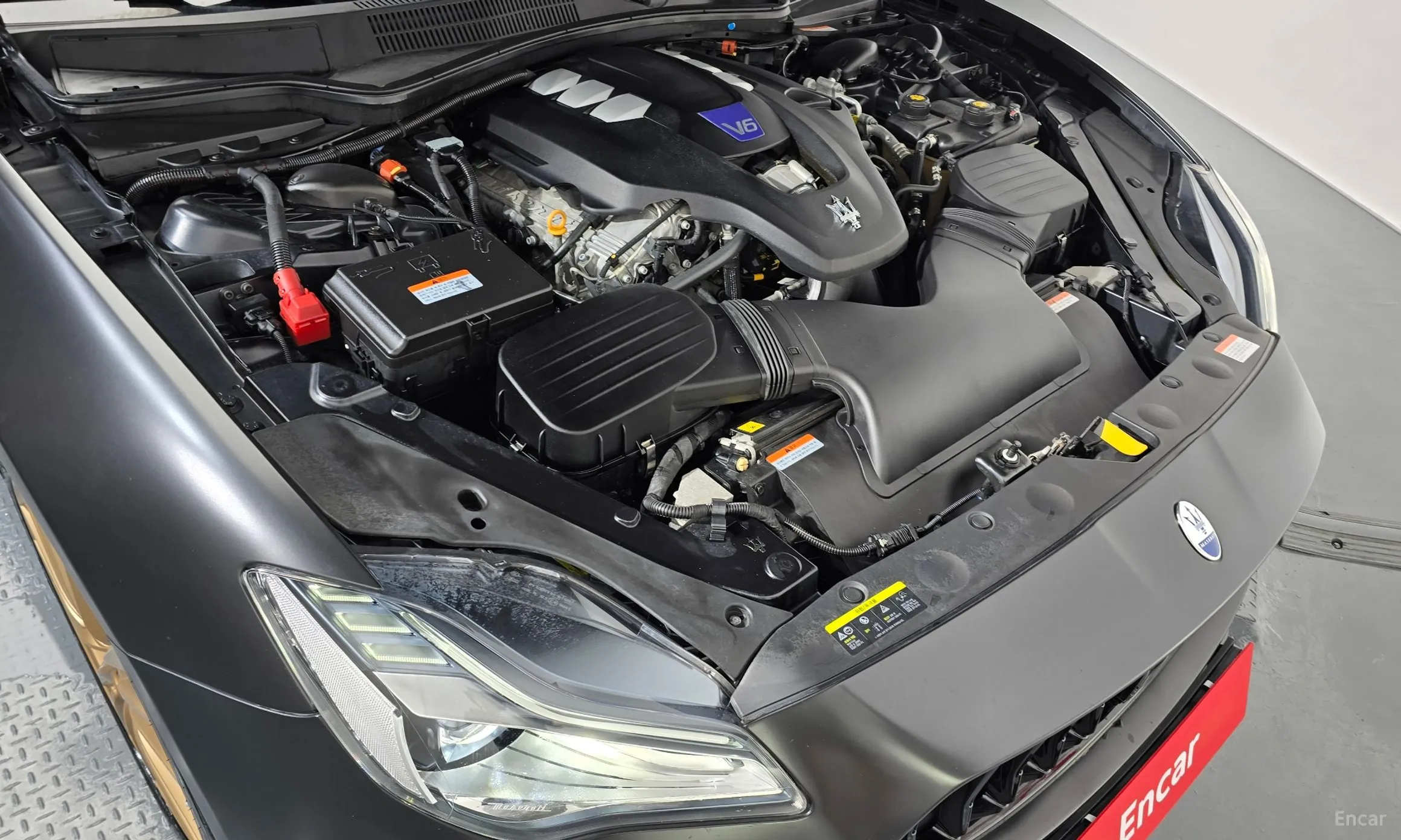 Maserati Quattroporte превью 6