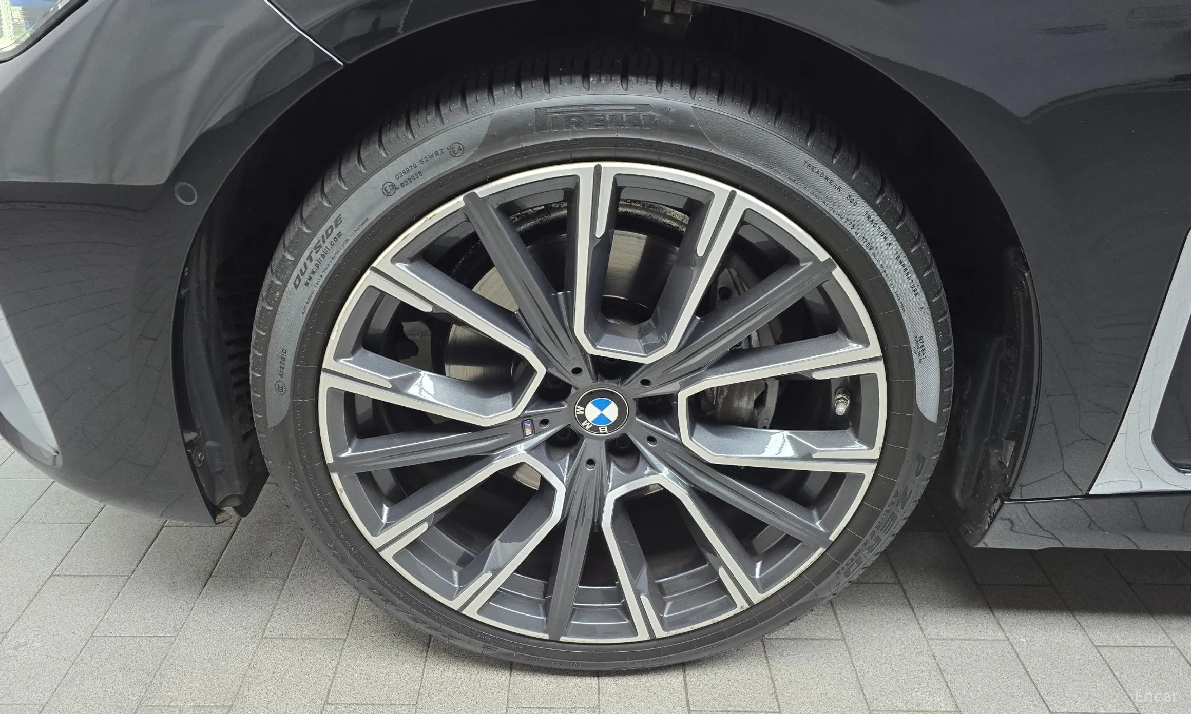 BMW 7 Series (G11) превью 5