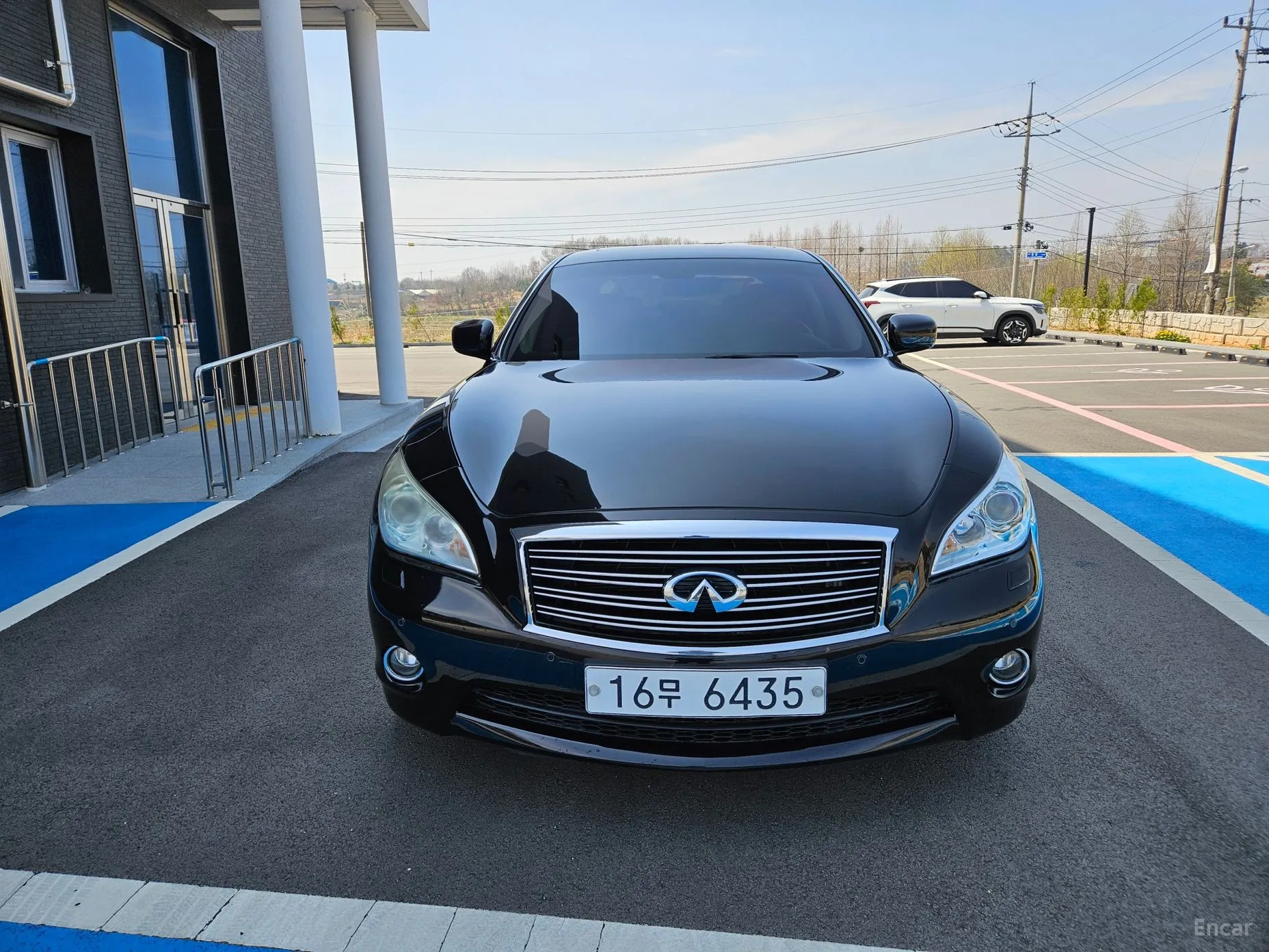 Infiniti M37