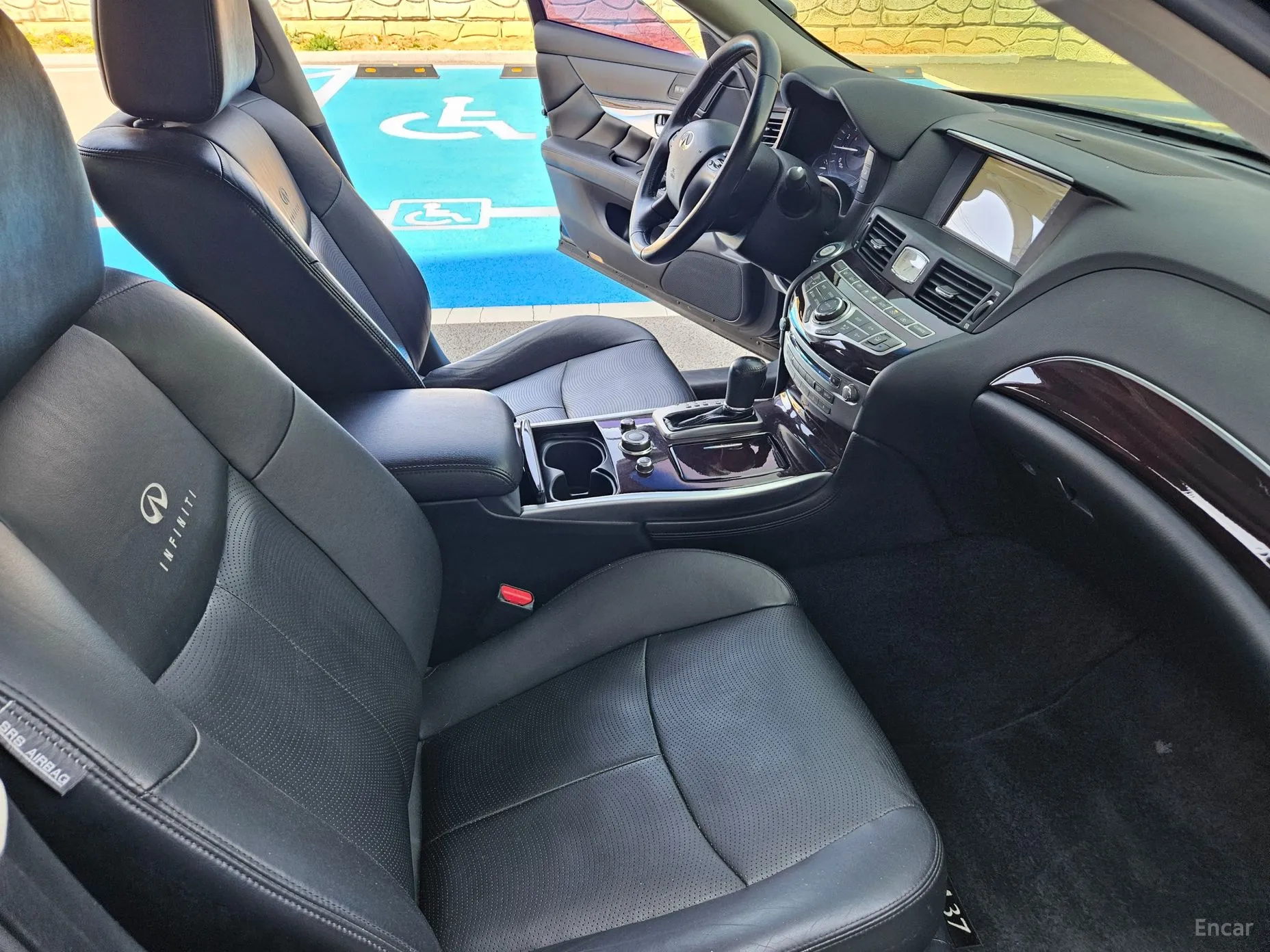 Infiniti M37 превью 10