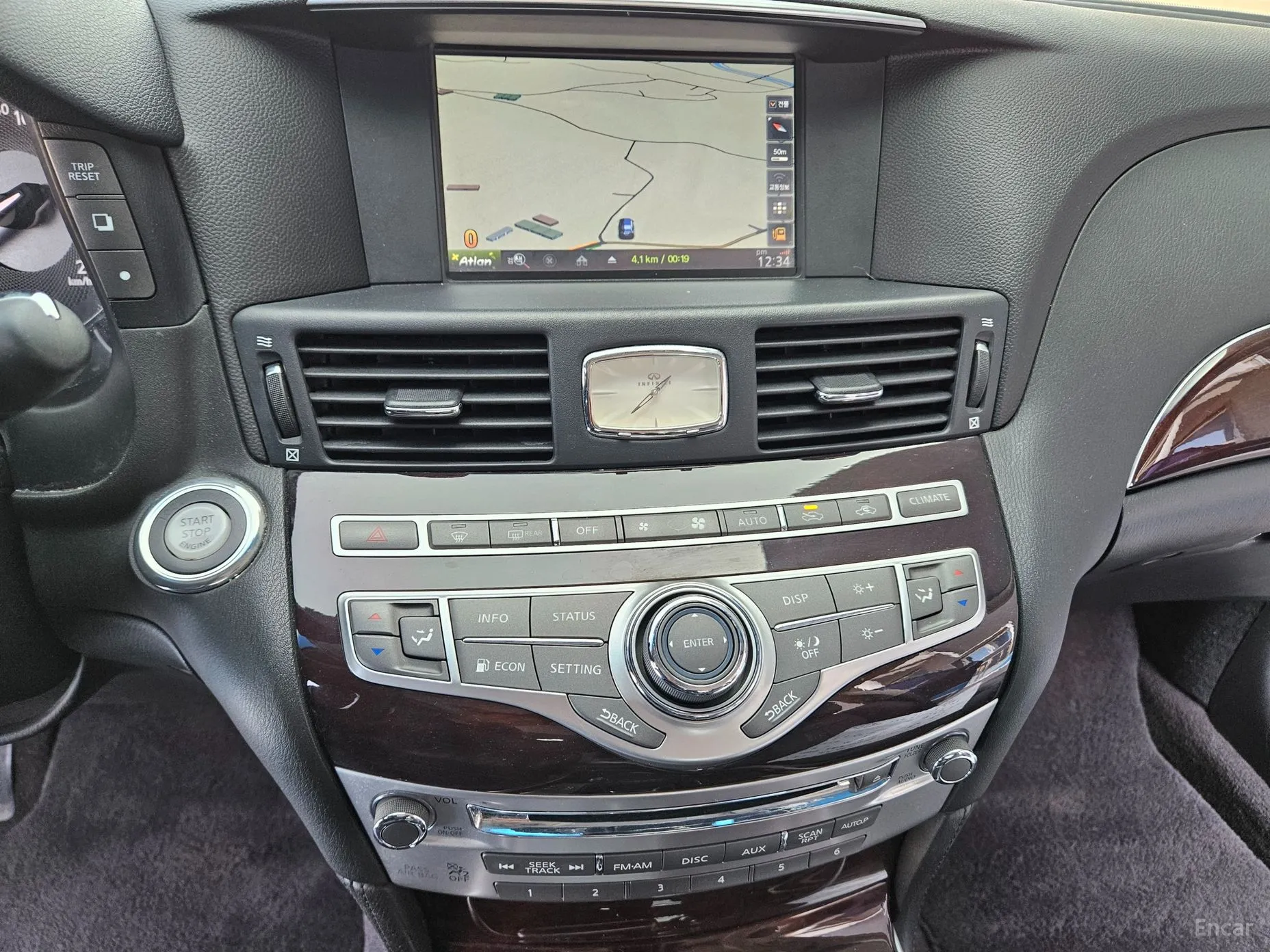 Infiniti M37 превью 14