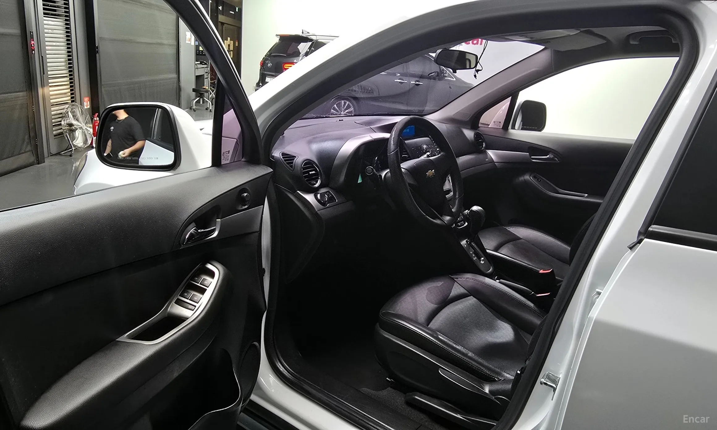 Chevrolet (GM Daewoo) Orlando превью 10