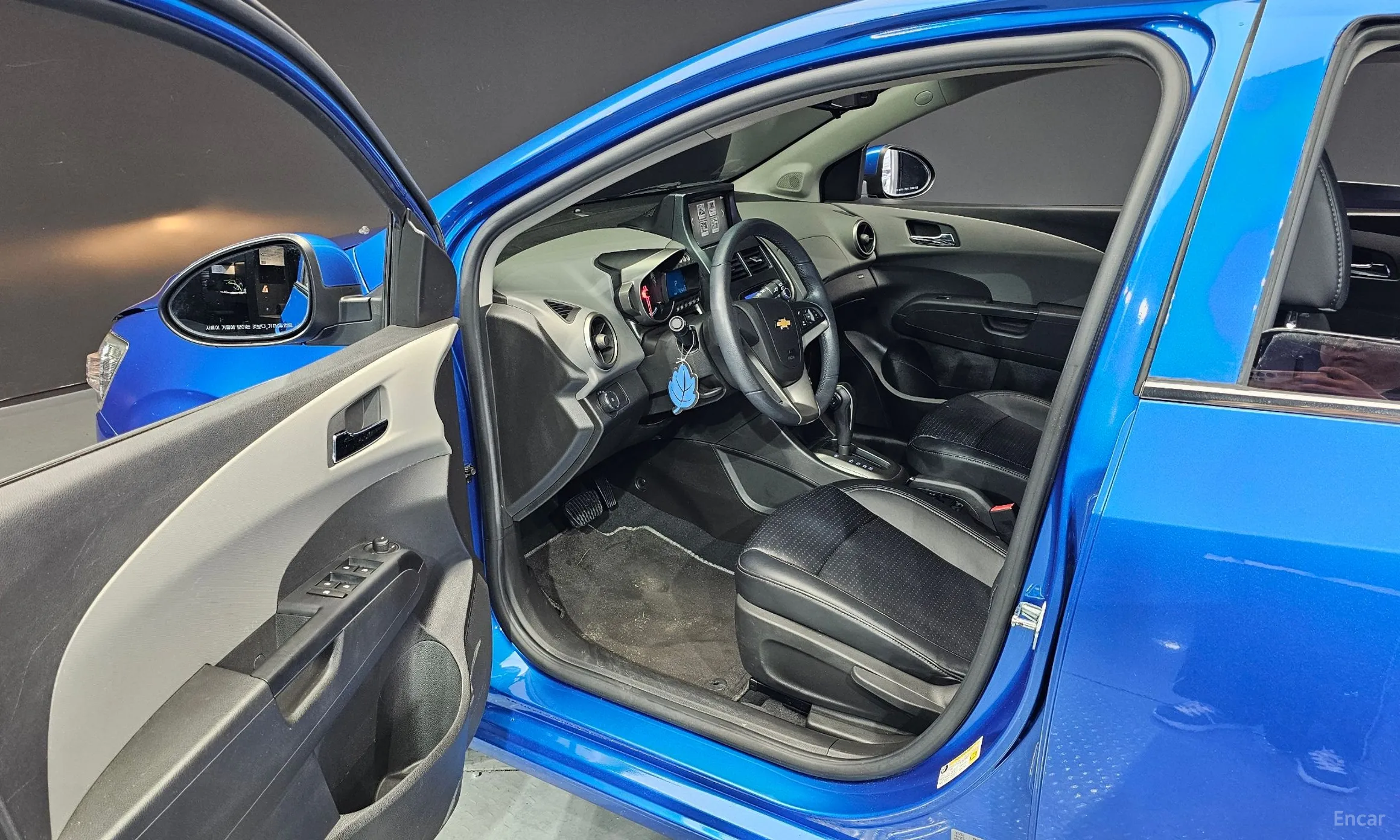 Chevrolet (GM Daewoo) Aveo Hatchback превью 11
