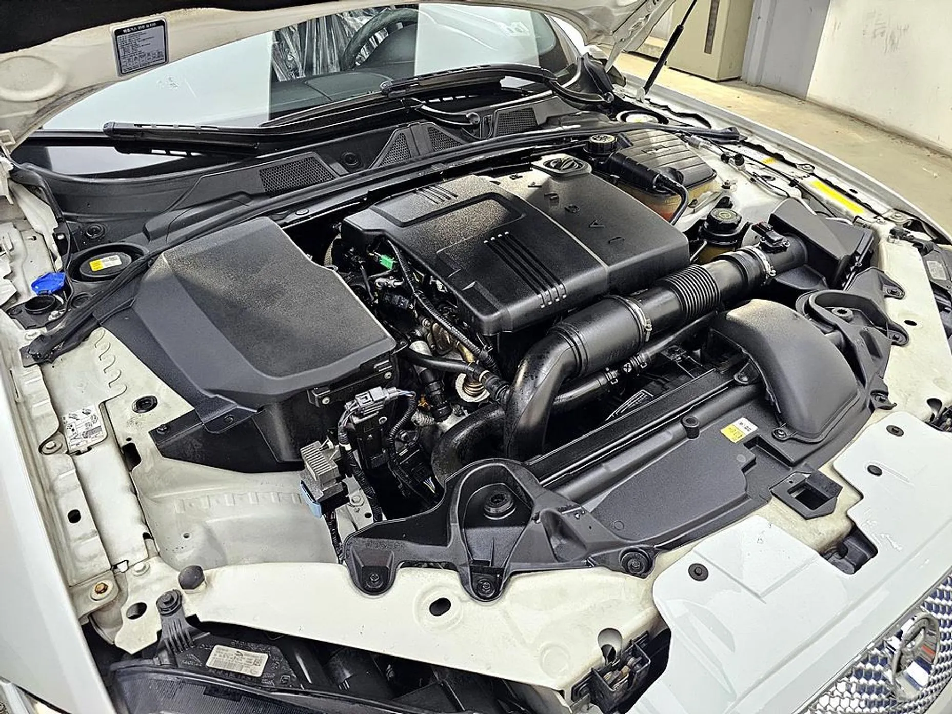 Jaguar New XF превью 6
