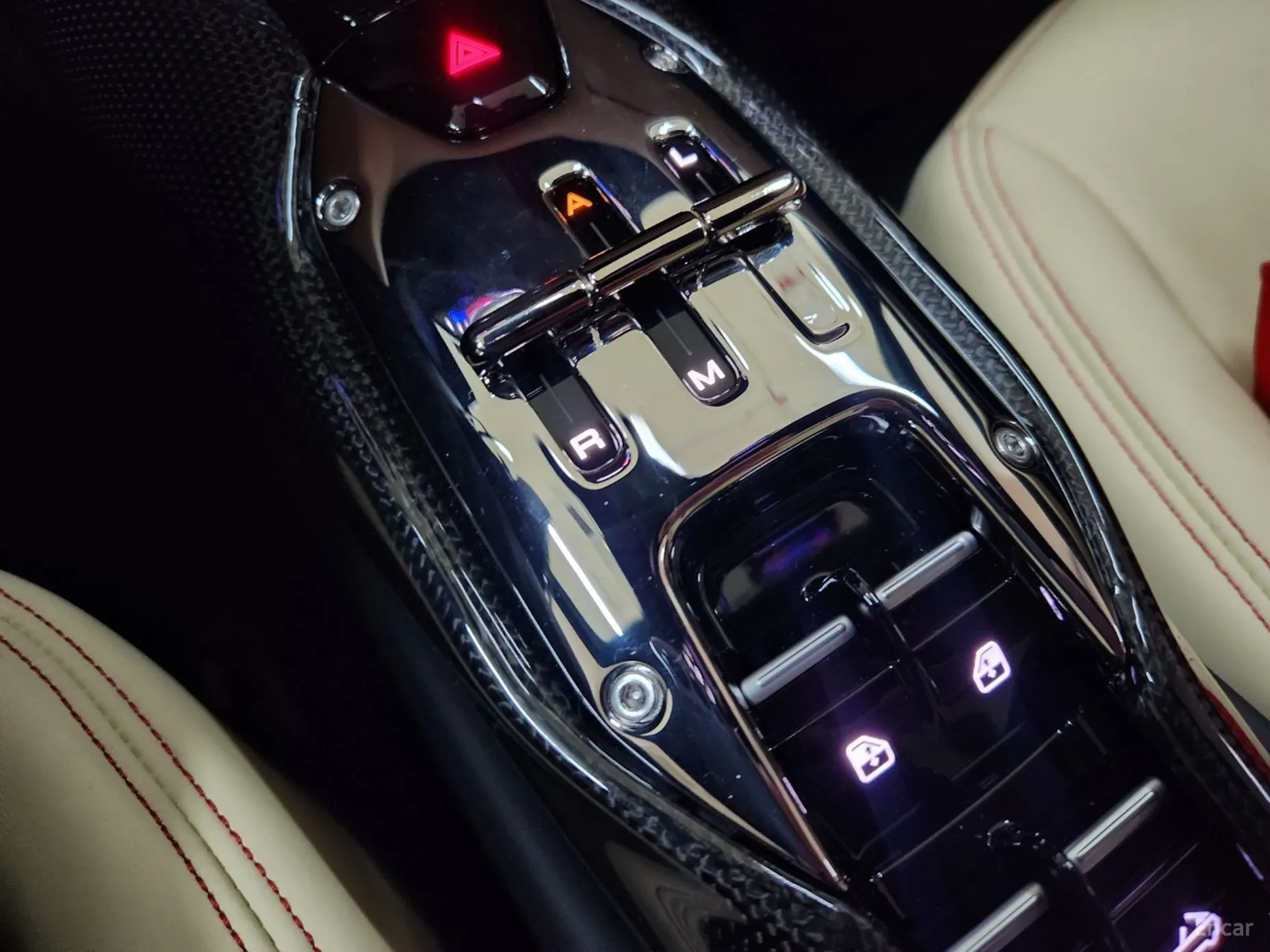 Ferrari 296 GTS превью 17