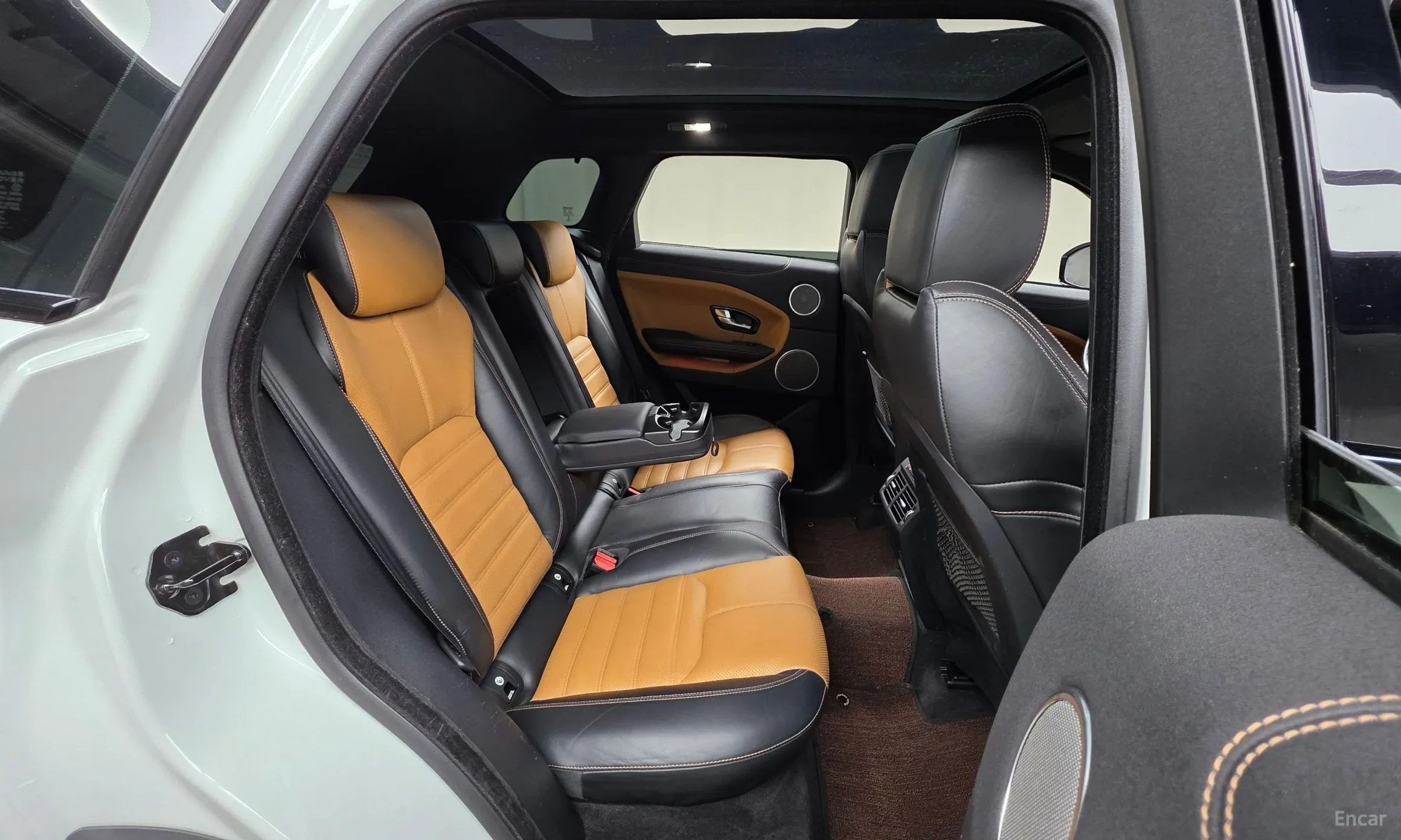 Land Rover Range Rover Evoque превью 19