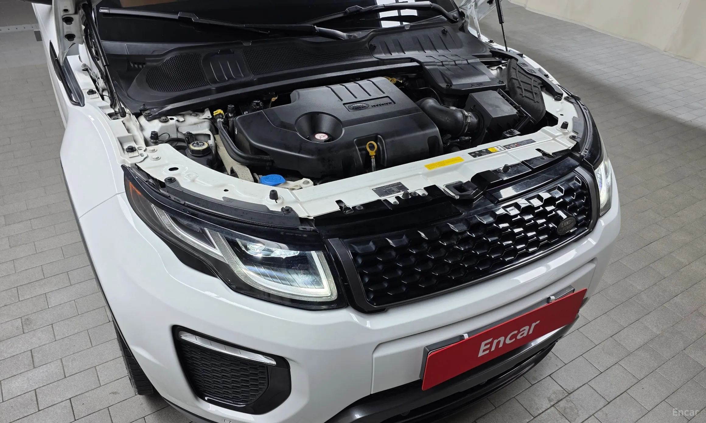 Land Rover Range Rover Evoque превью 6
